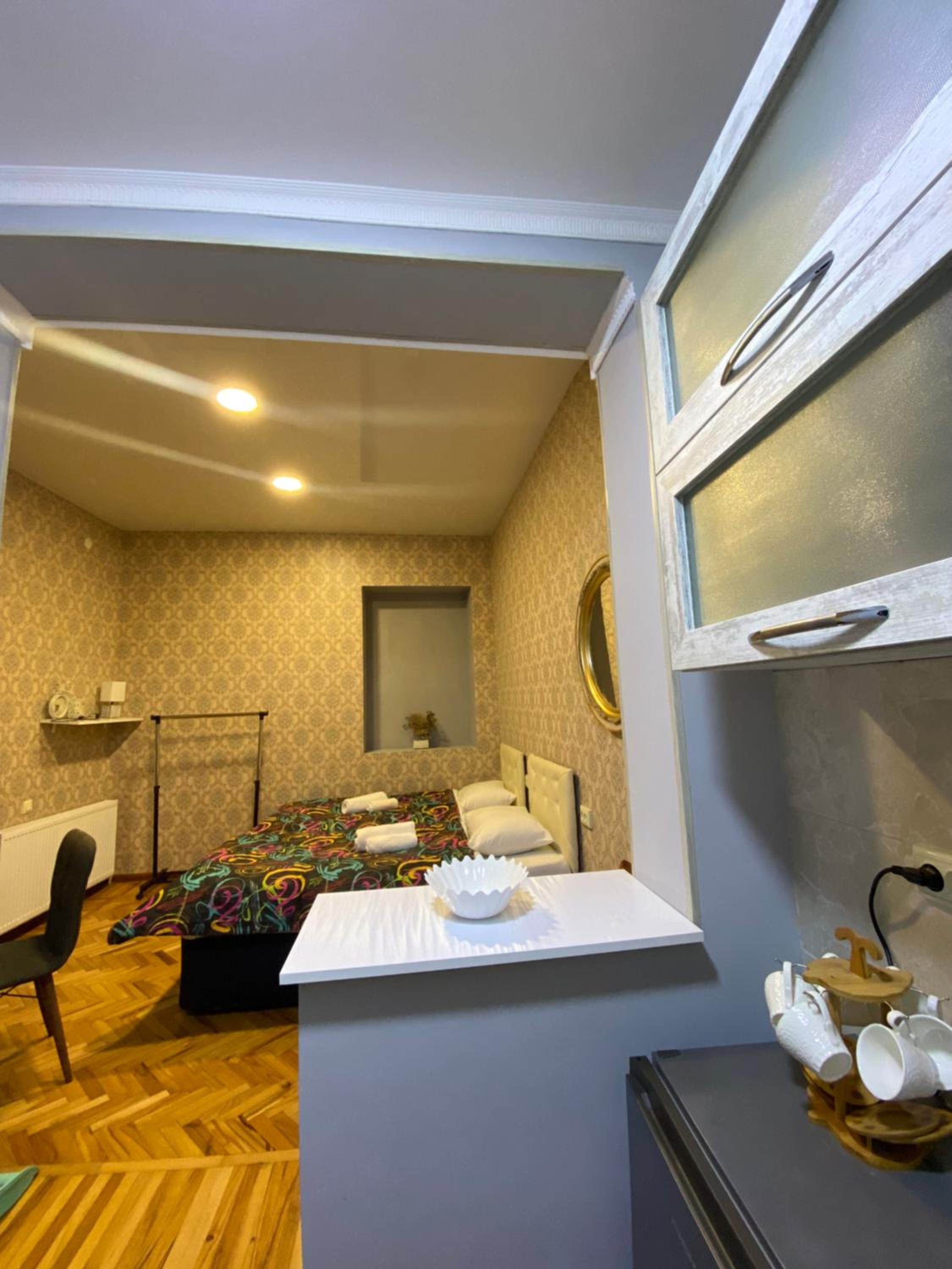 Apartment photo 2