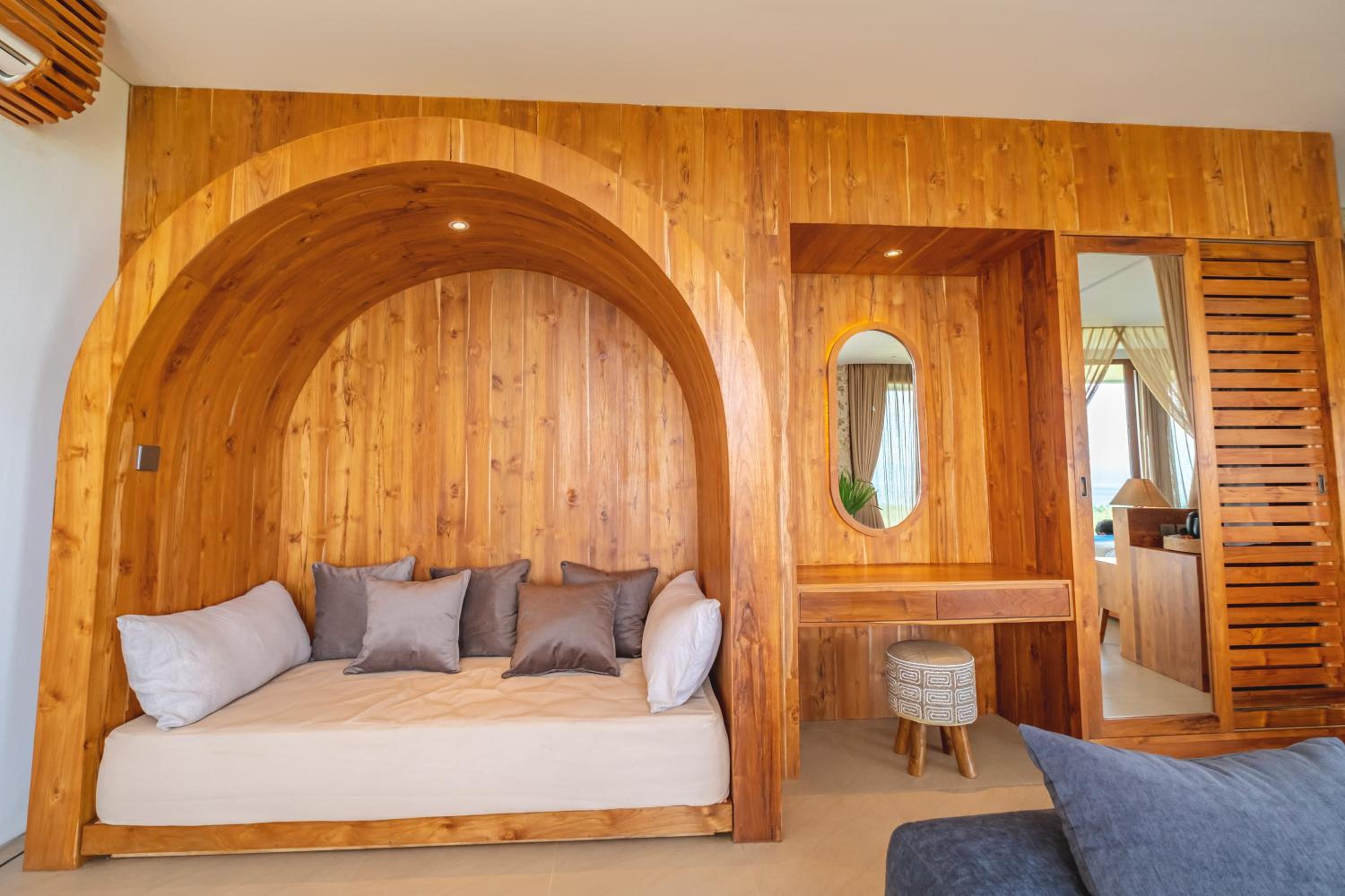 King Suite with Sea View