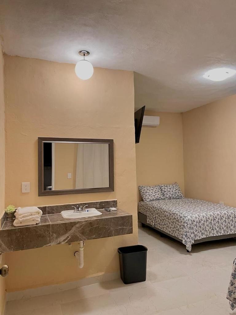 Family Room photo 2