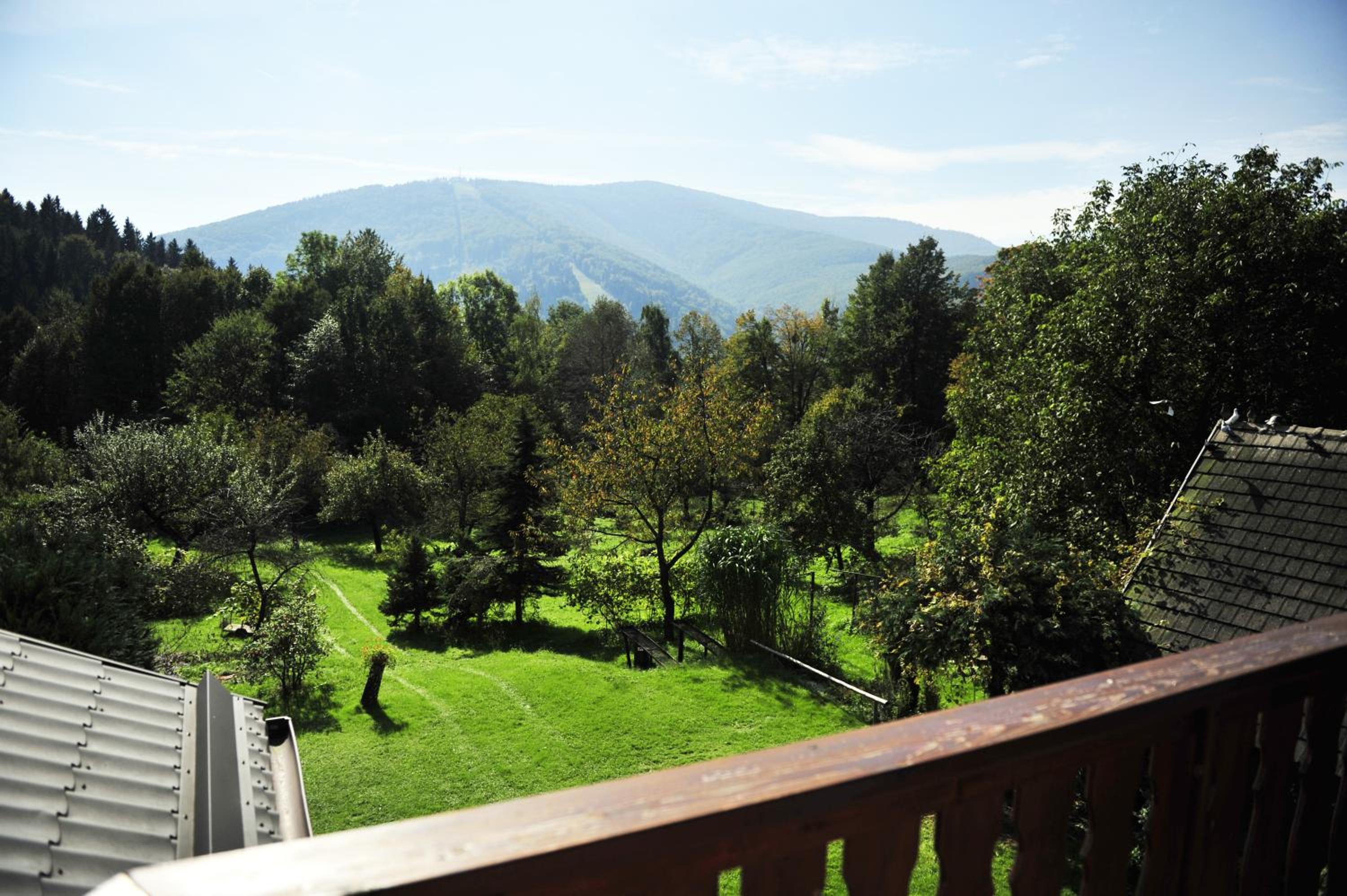Double Room with Balcony (2 Adults + 1 Child) photo 3