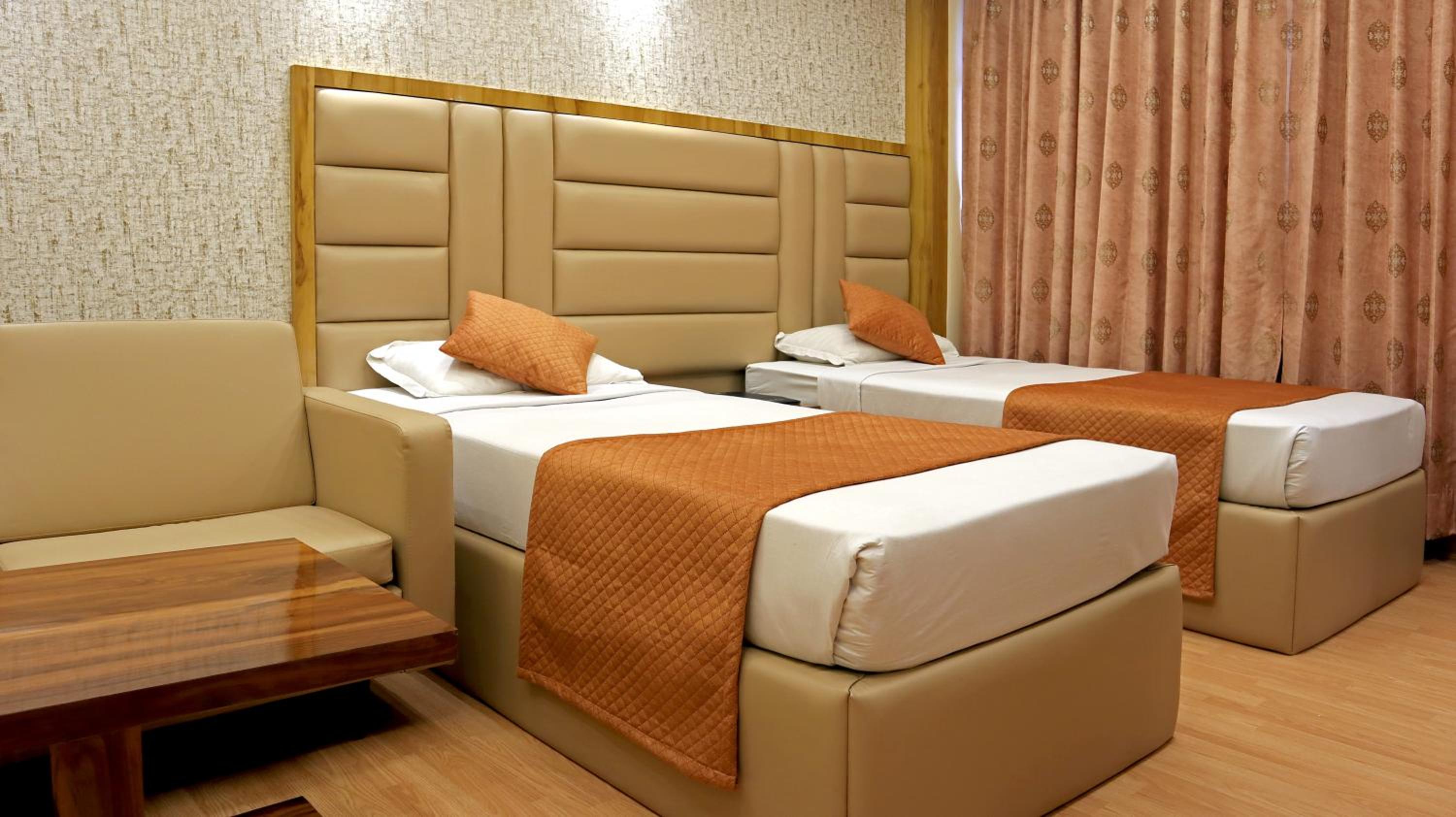 Superior Double or Twin Room - Photo 18