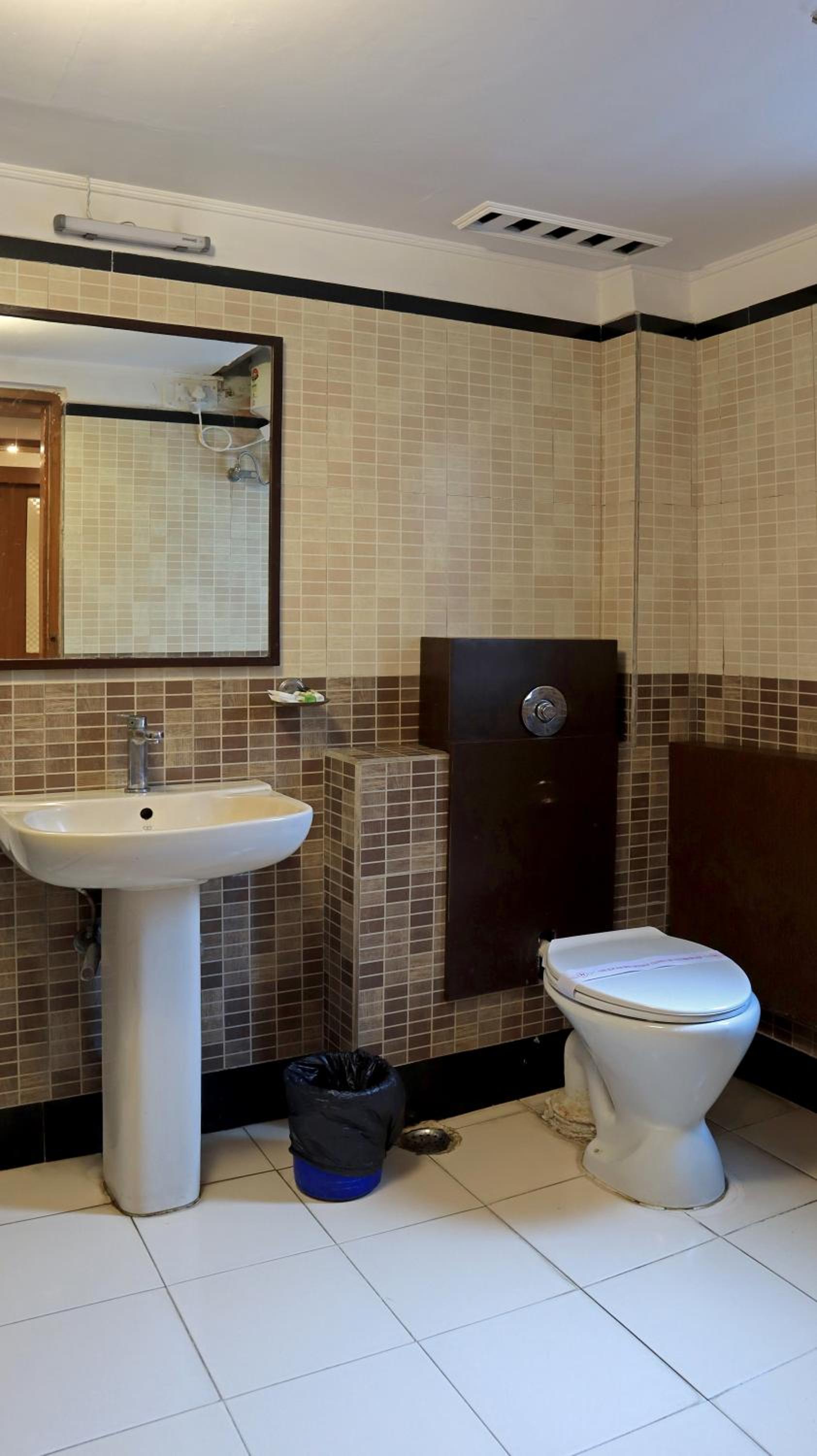 Executive Double or Twin Room - Photo 16