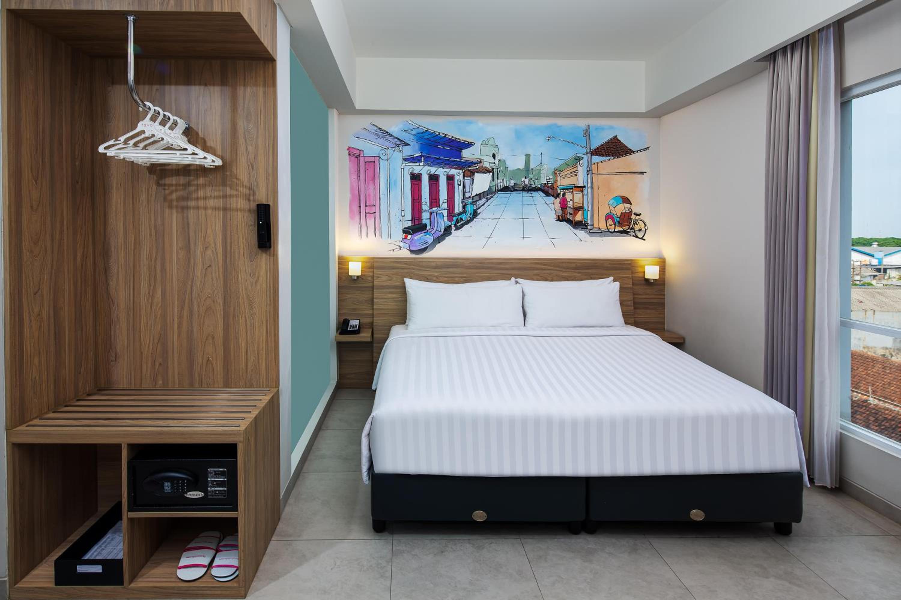 Deluxe Room - Photo 1