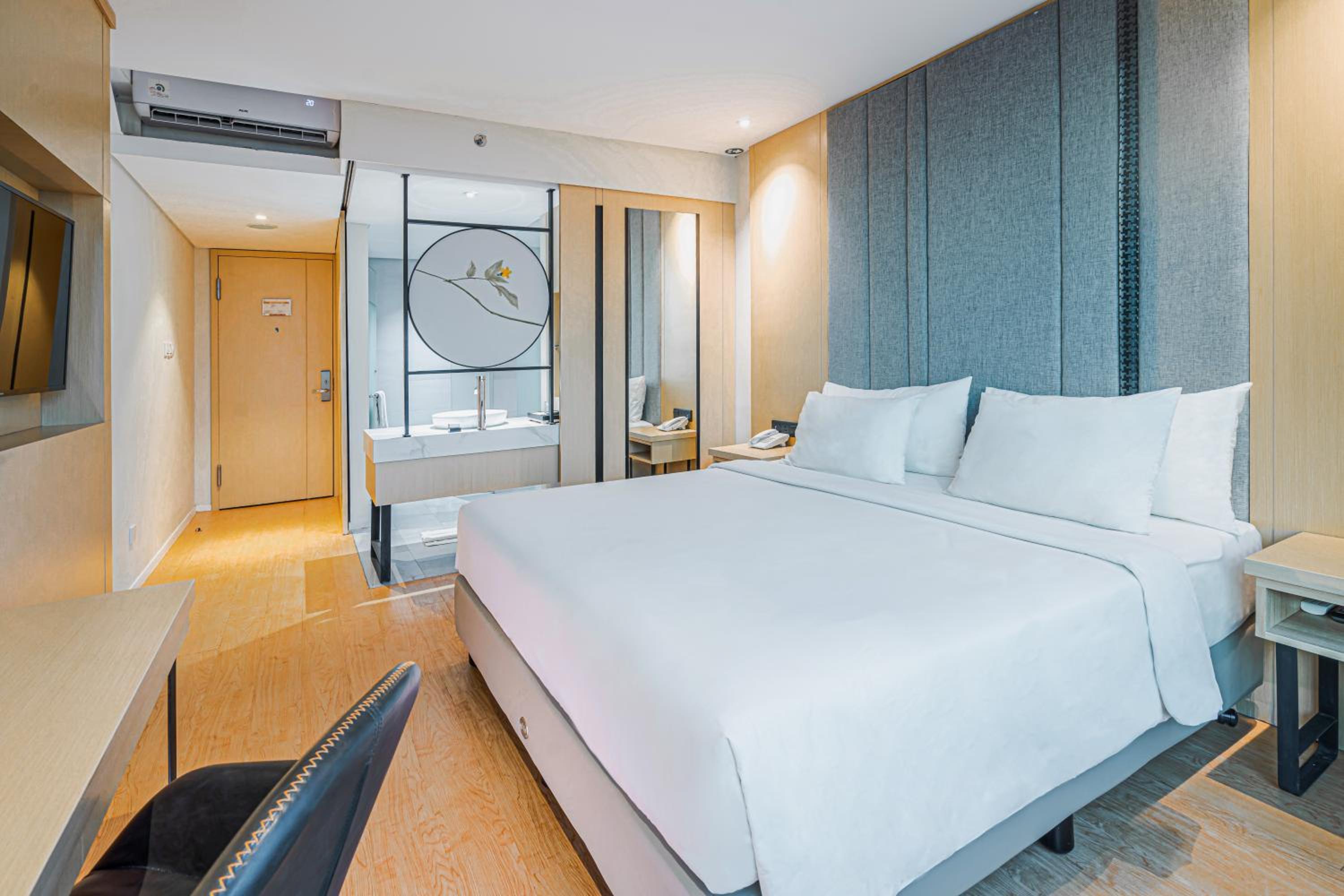 Deluxe Double Room - Photo 1