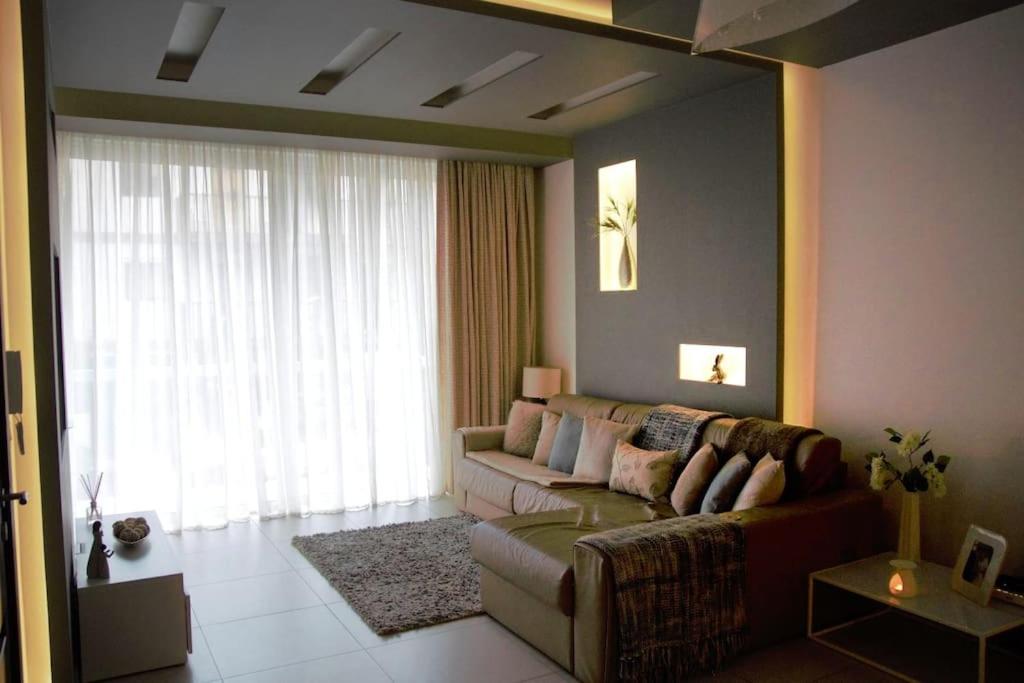Three-Bedroom Apartment photo 1