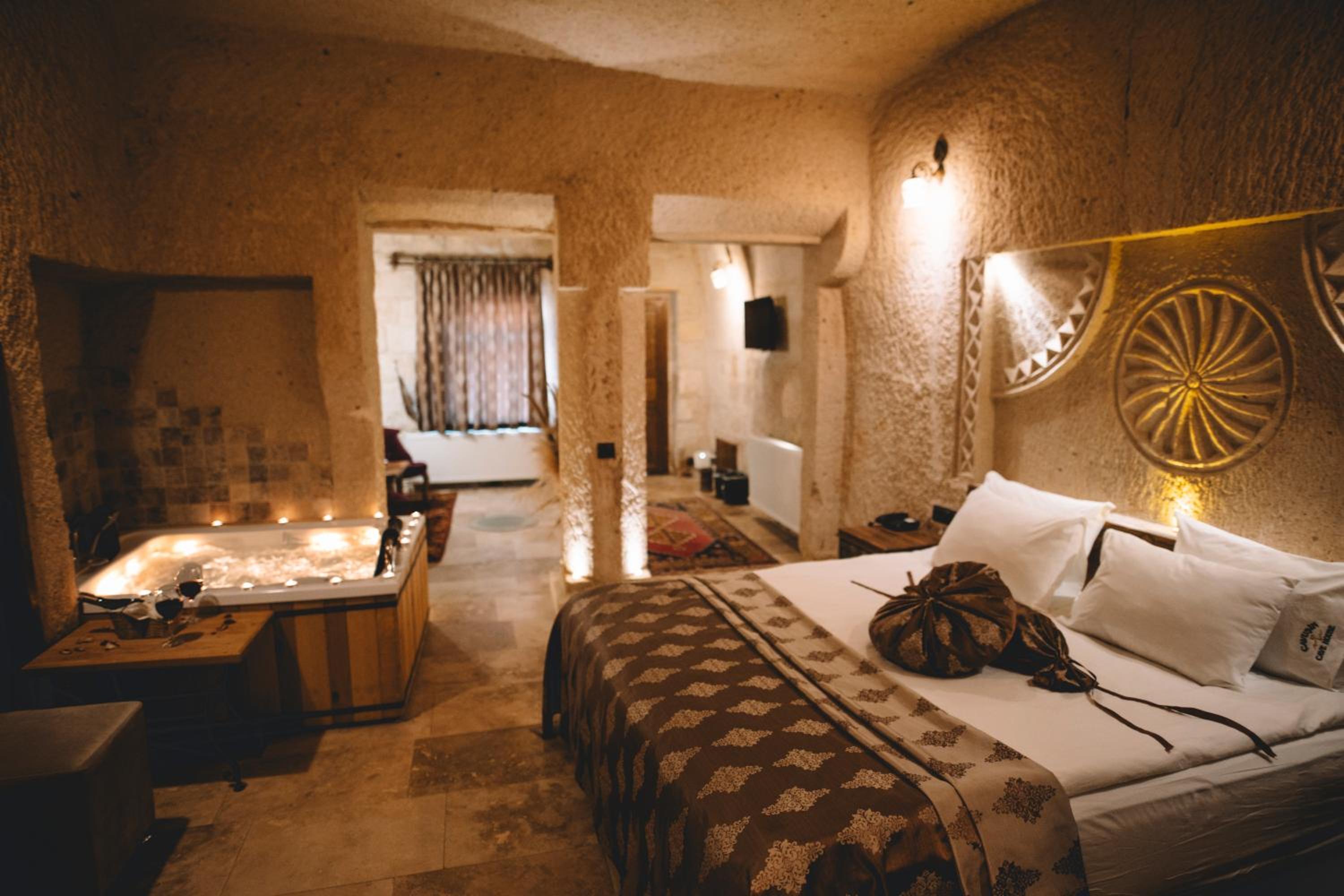 Queen Room with Spa Bath photo 1