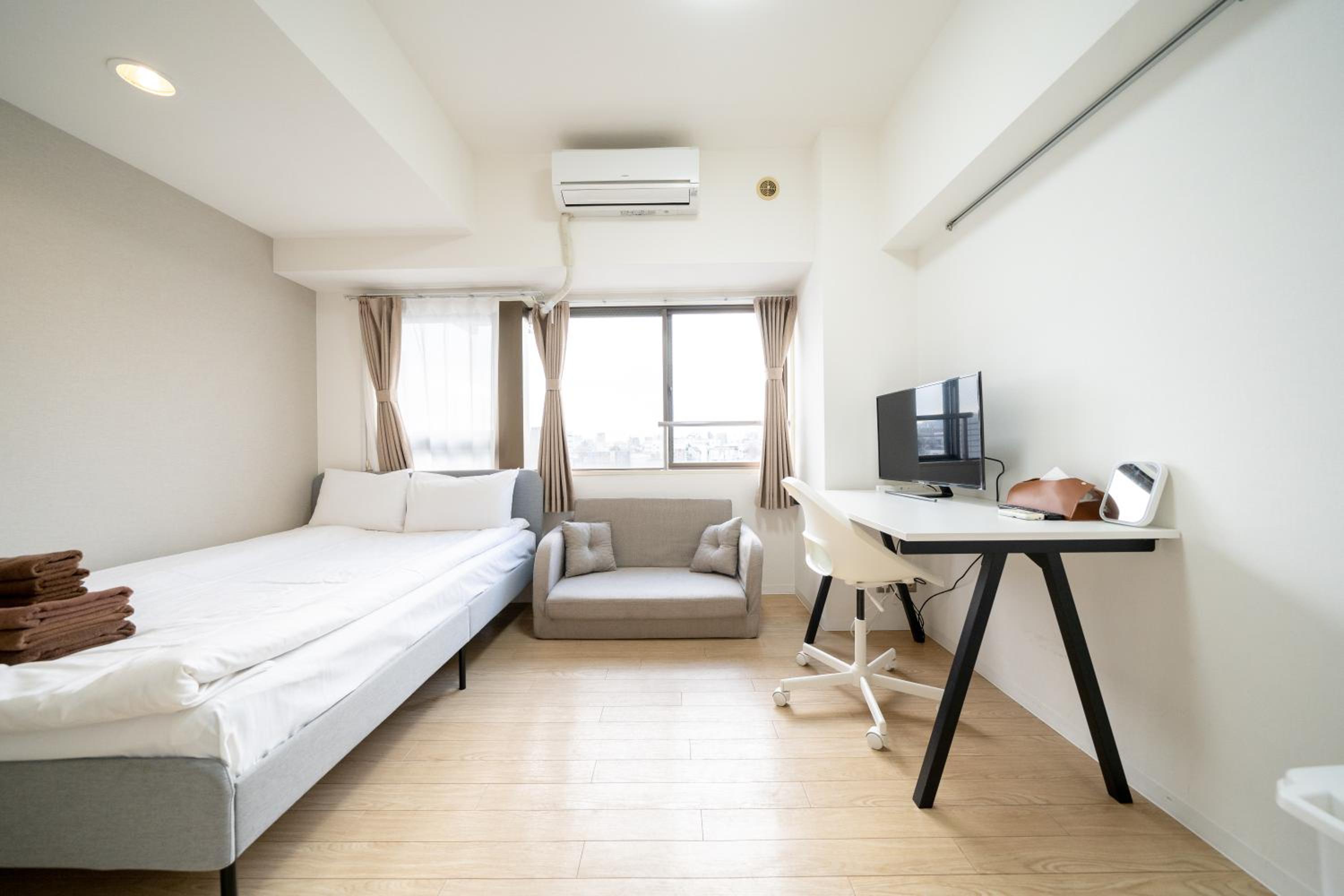Double or Twin Room with Private Bathroom photo 1