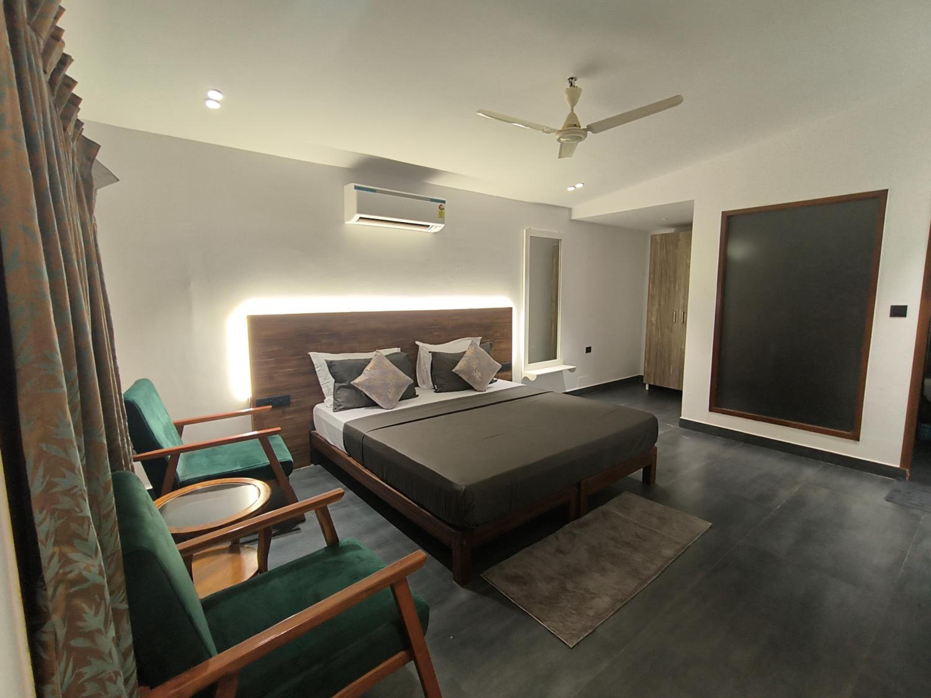 Double Room With Balcony
