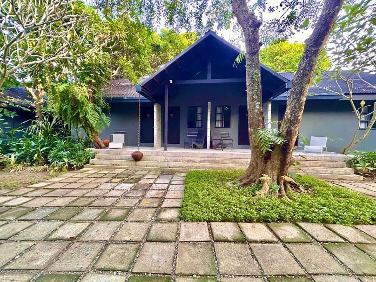 Premier Casita photo 3