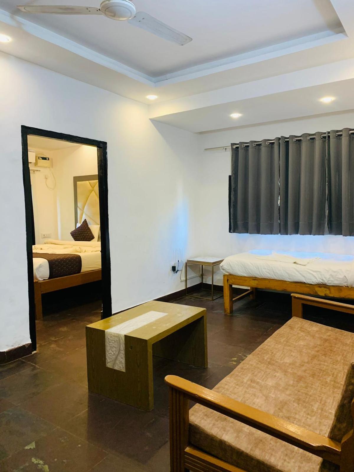 Standard Triple Room photo 3