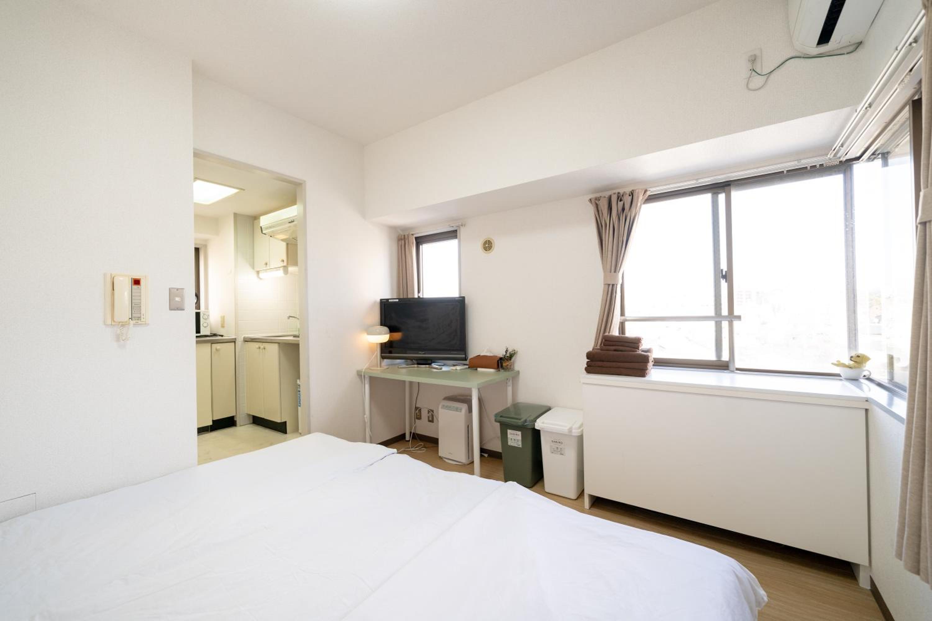 Triple Room with Private Bathroom photo 3
