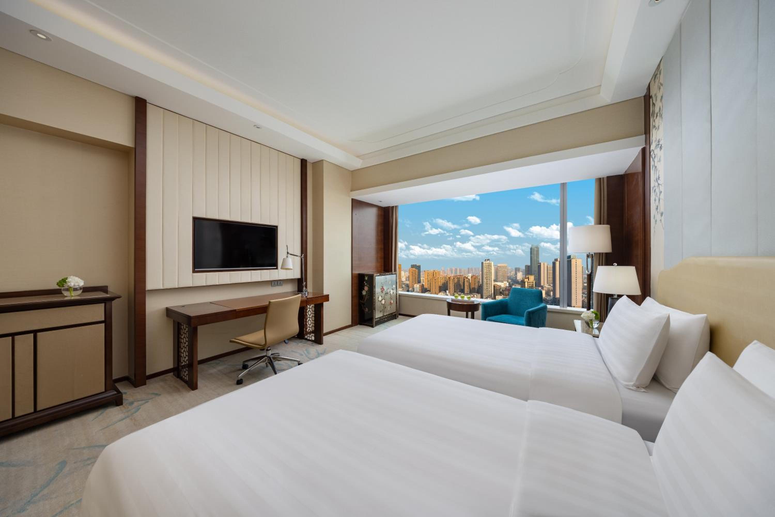 Deluxe Twin Room photo 3