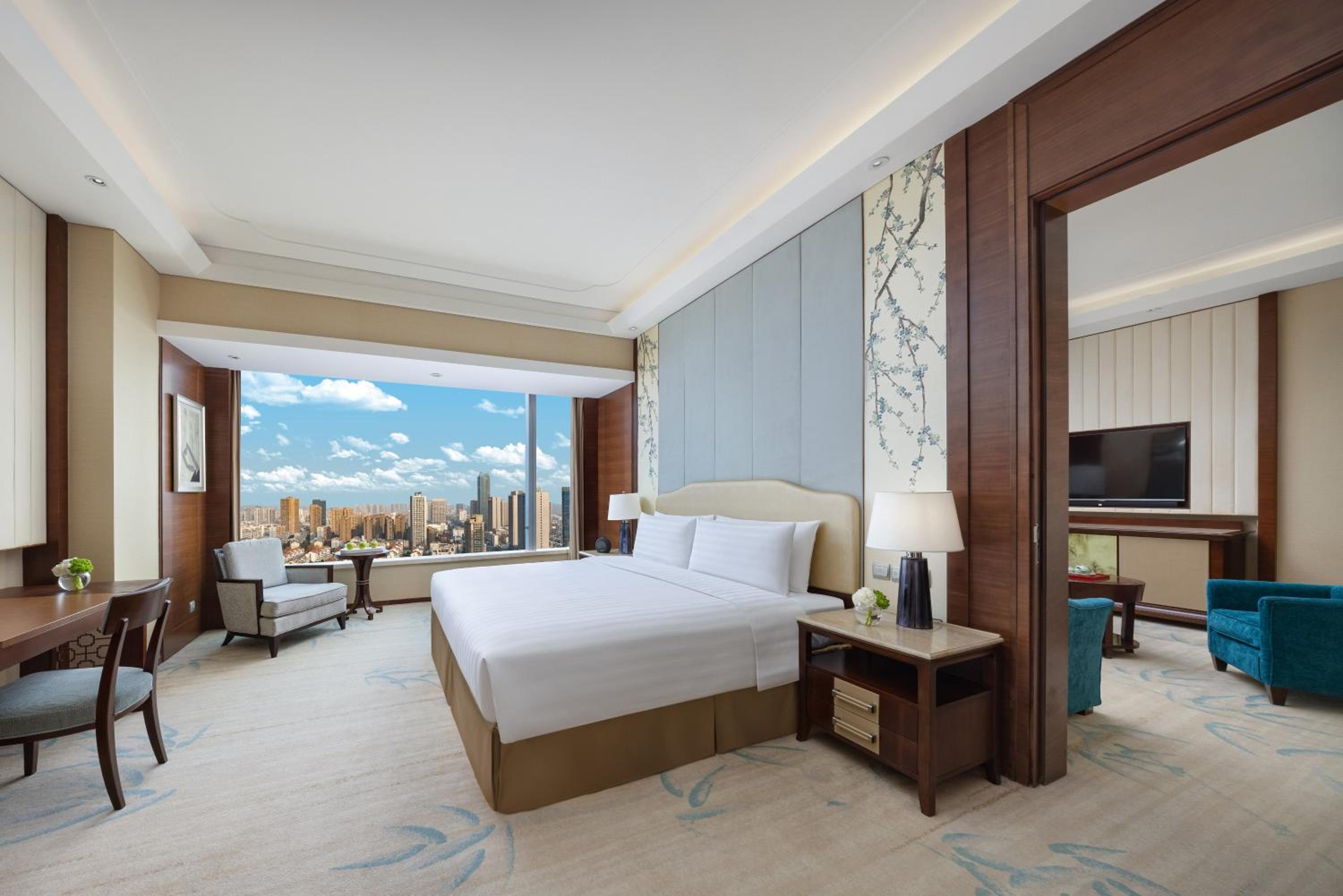 Executive Suite King Room photo 3