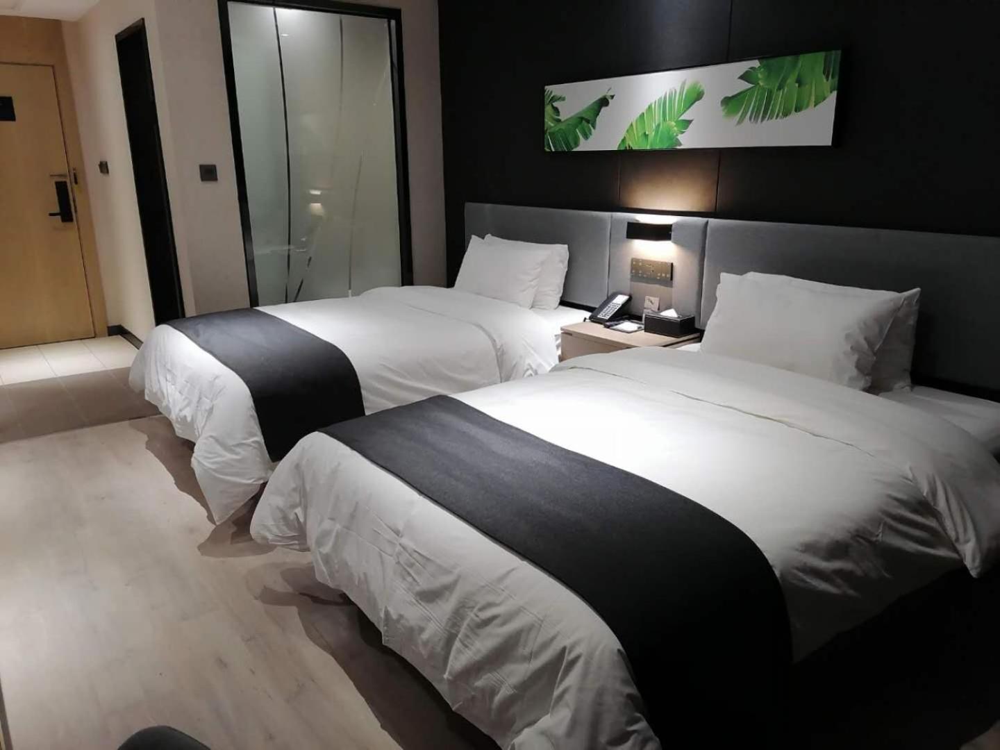 Superior Twin Room  photo 1