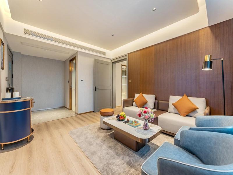 Lanou Business Suite
