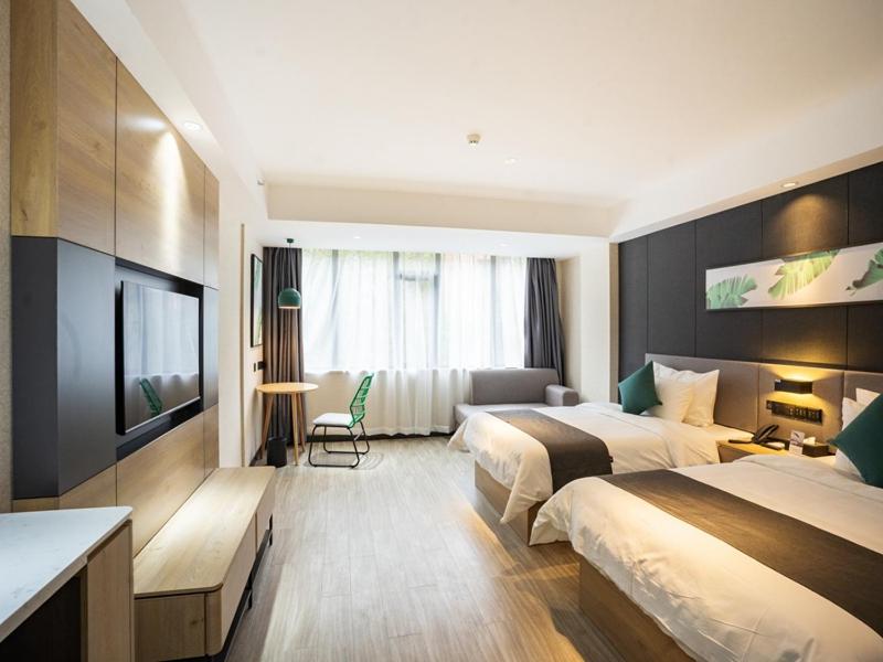 Premium Twin Room photo 2