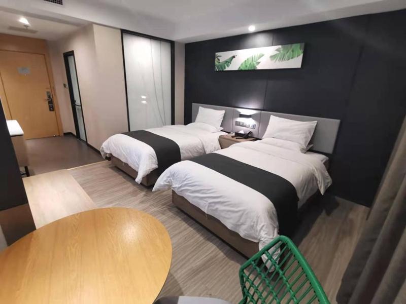 Superior Twin Room  photo 1