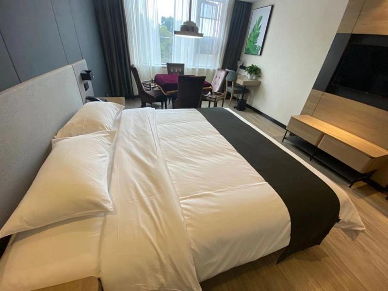 Youyue Double Room with Entertainment  photo 1