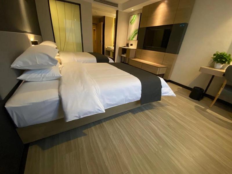 Youyue Suite with Entertainment photo 2