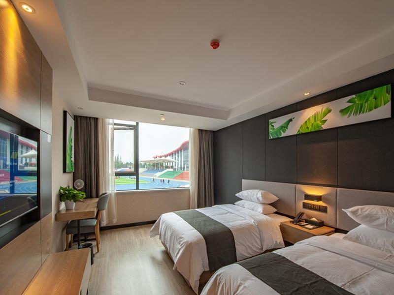 Premium Twin Room photo 3