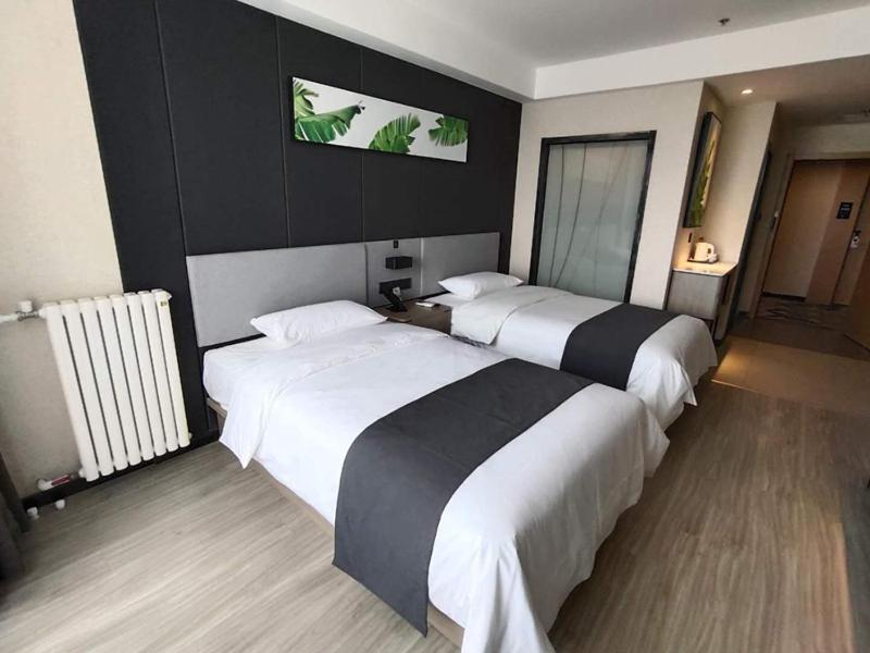 Premium Twin Room photo 1