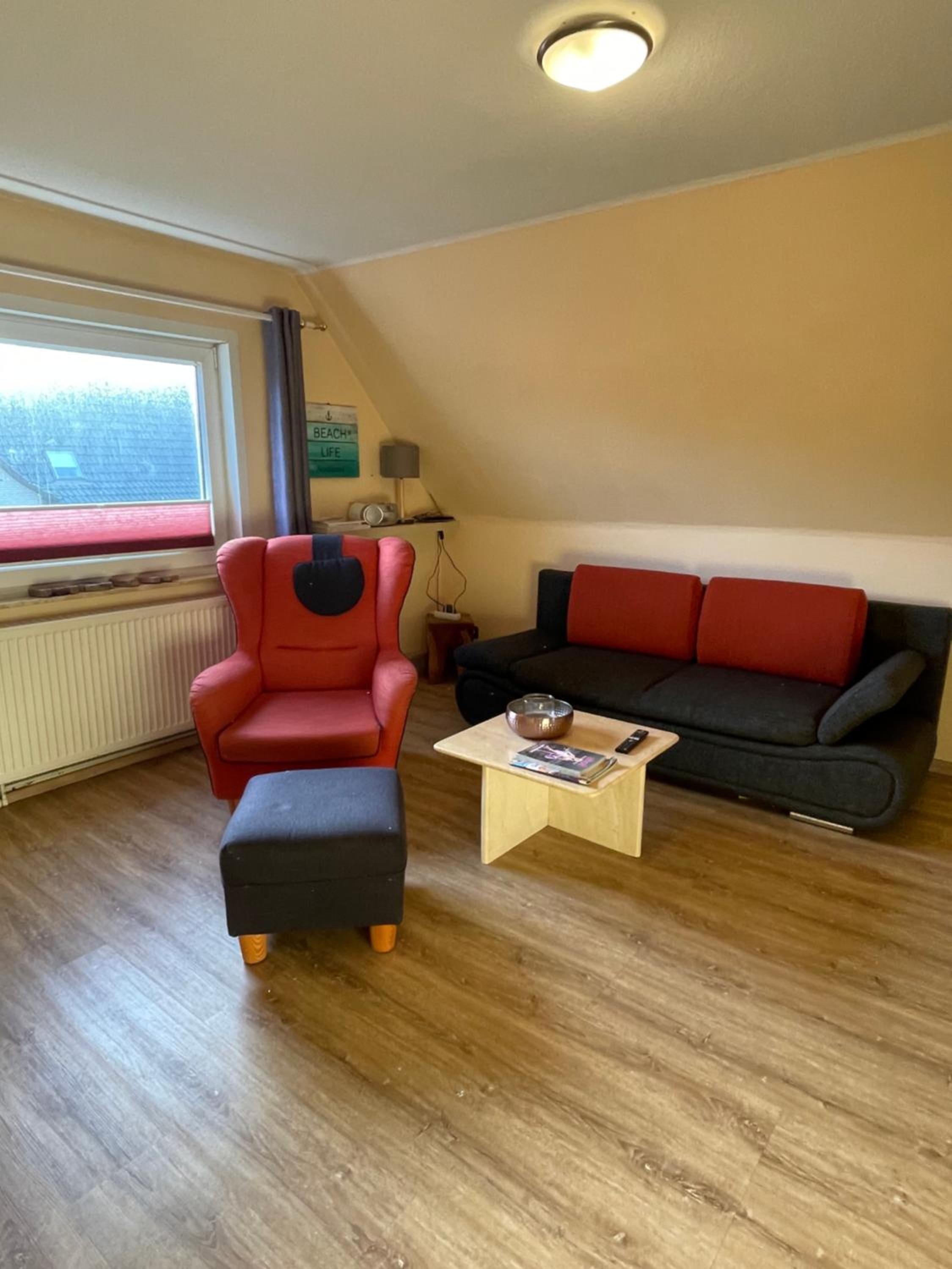 One-Bedroom Apartment photo 2