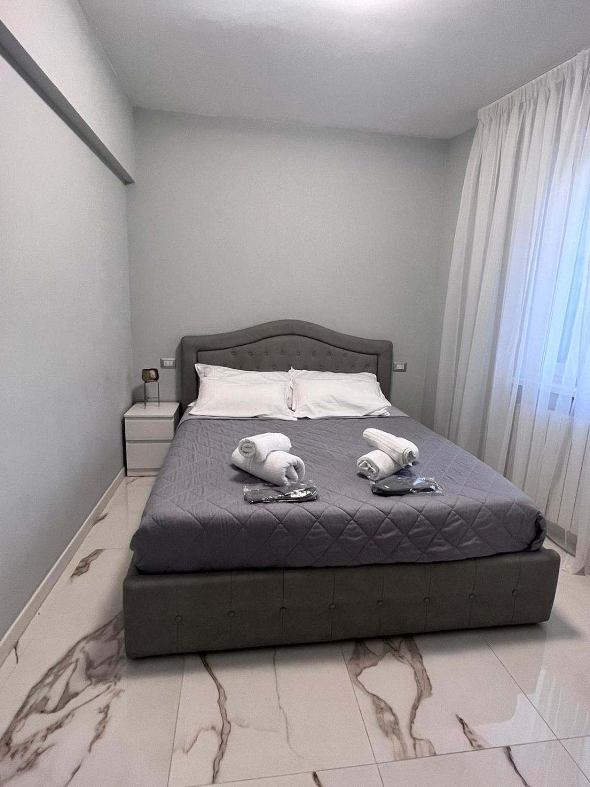 One-Bedroom Apartment - Garden View