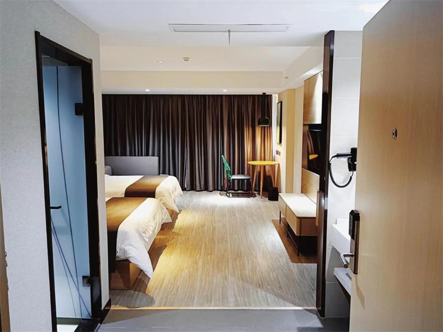 Intelligent Business Twin Room photo 2