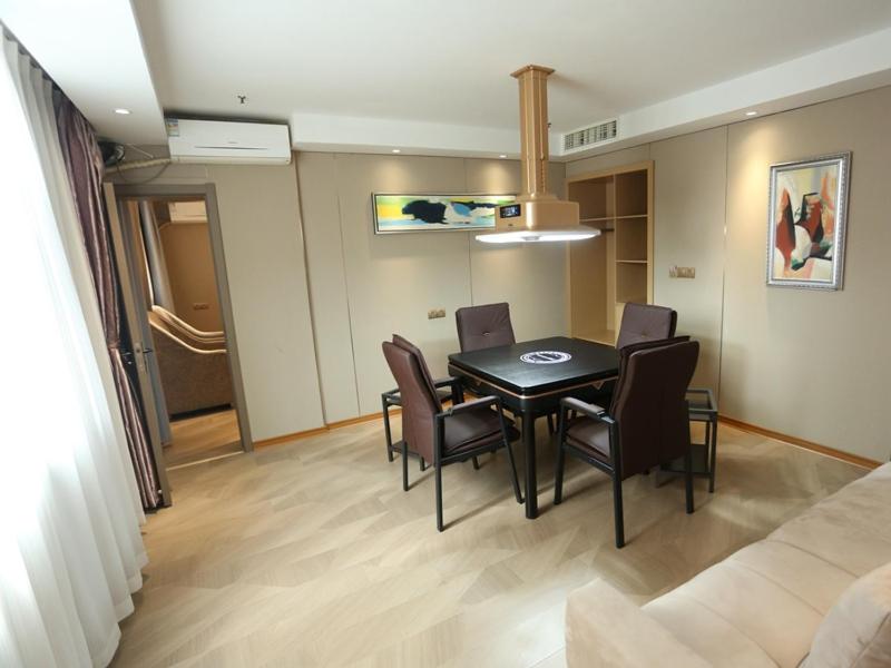 Mah-jongg Suite with Twin Beds Room photo 3