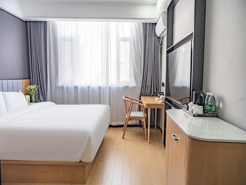 Intelligent Business Double Room photo 3
