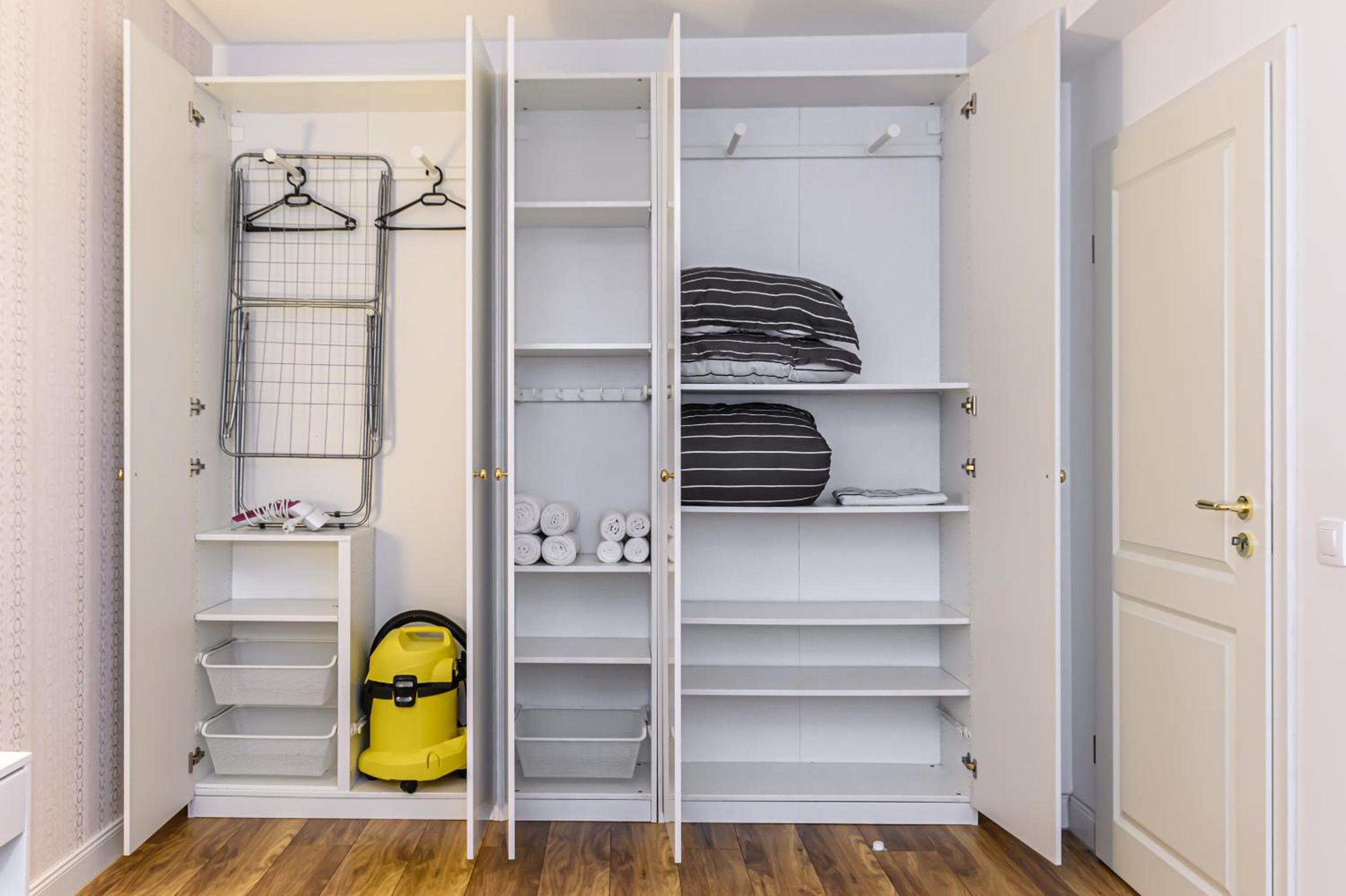 One-Bedroom Apartment - Photo 4