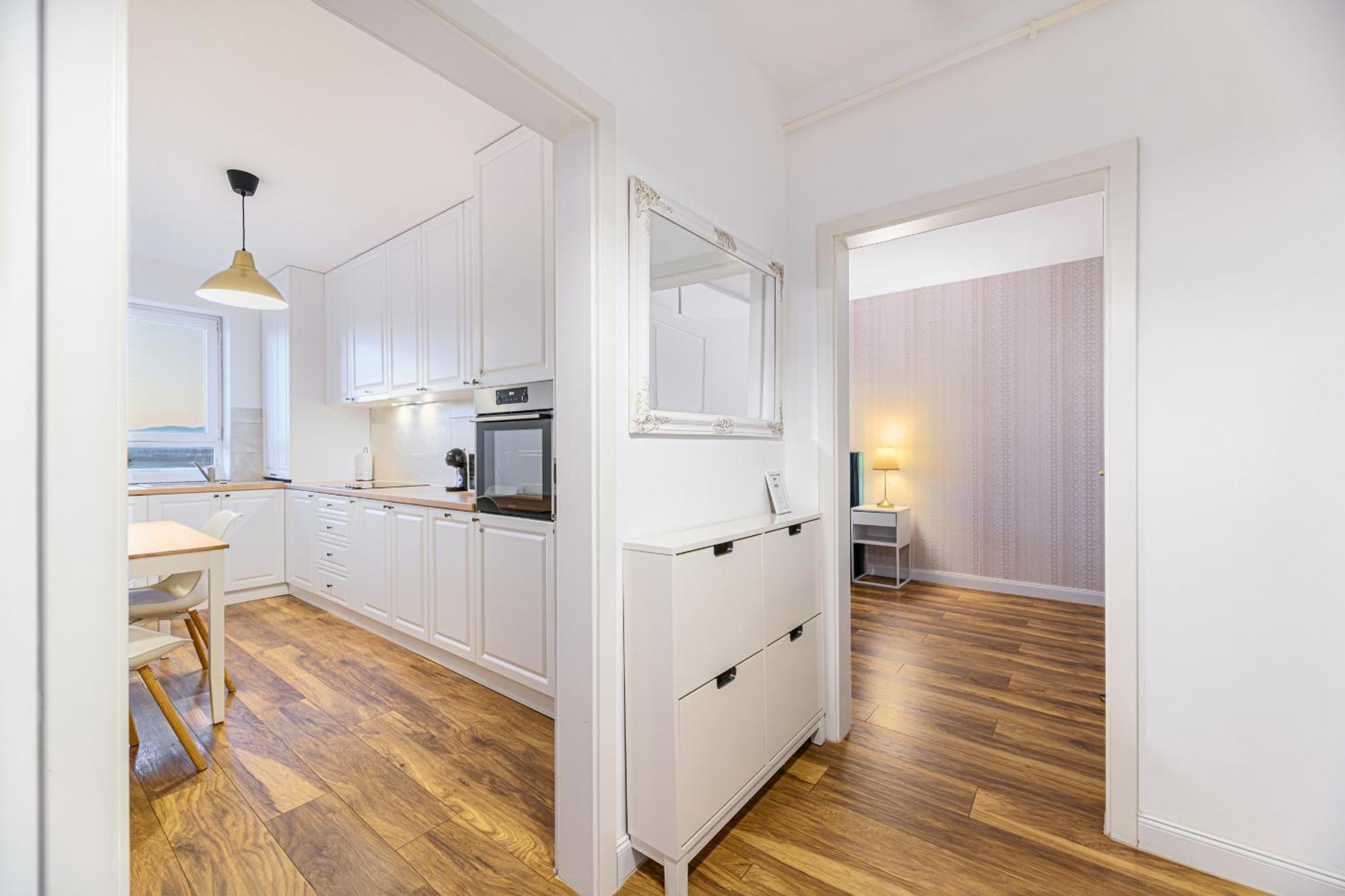 One-Bedroom Apartment - Photo 10