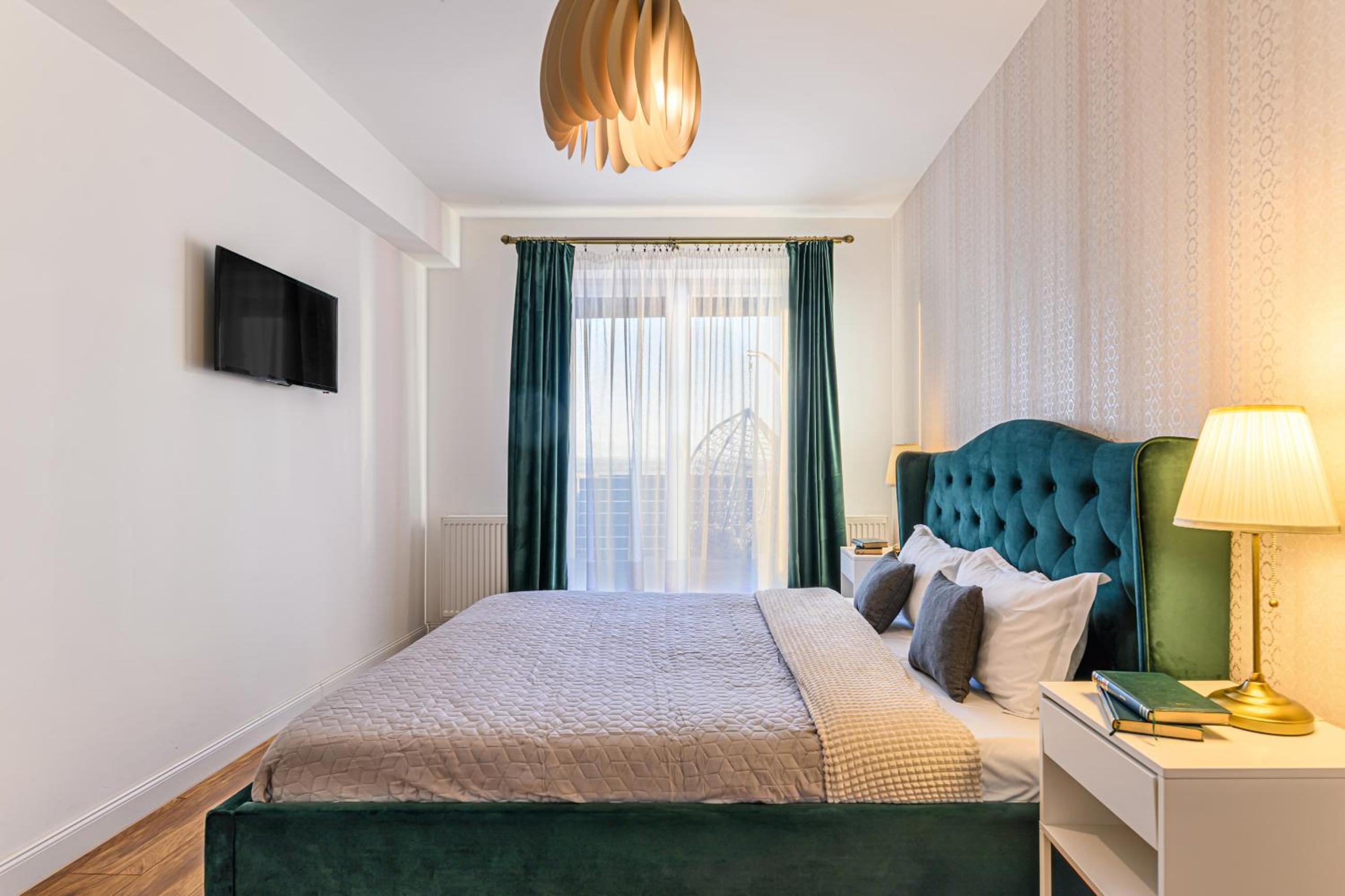 One-Bedroom Apartment - Photo 14
