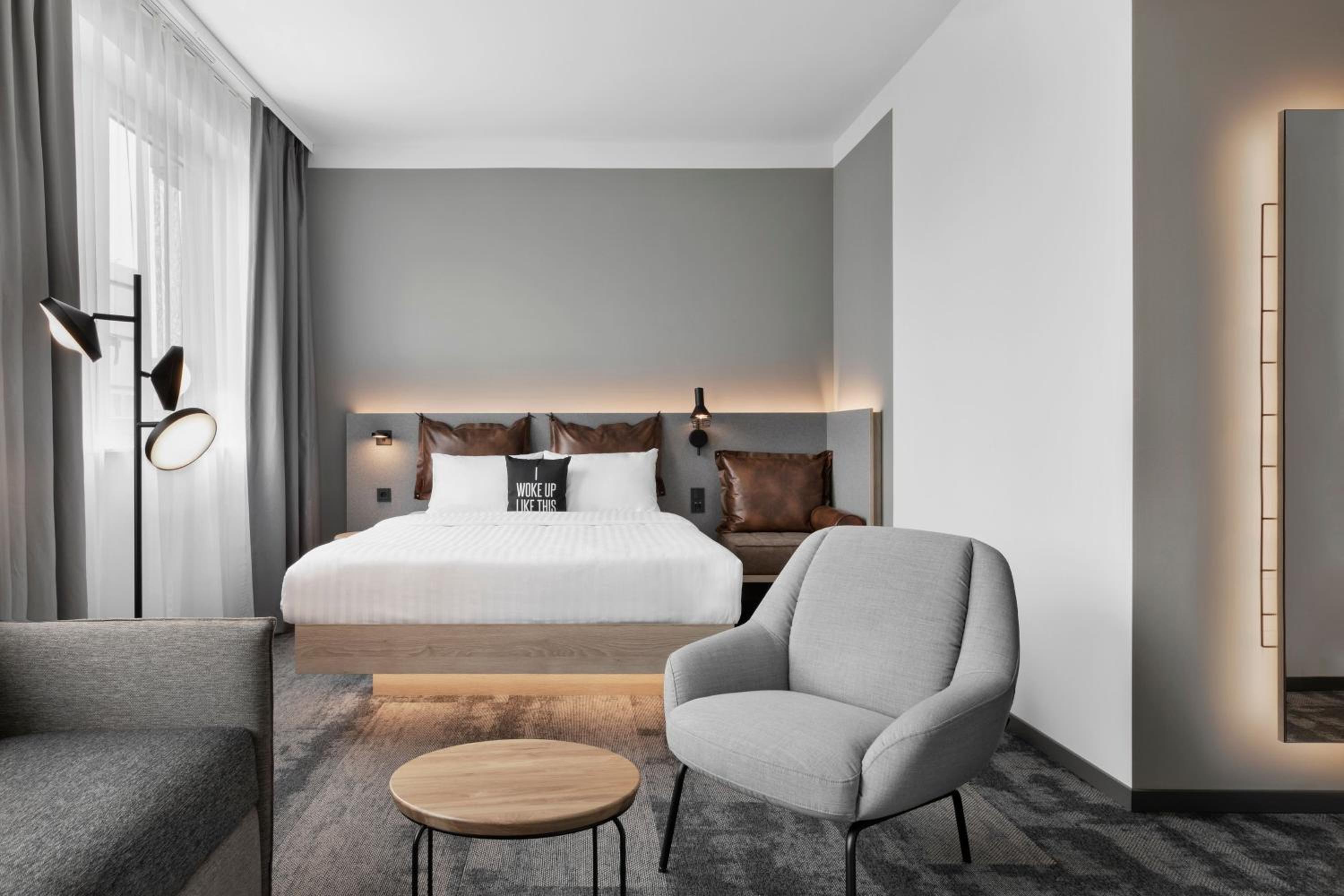 Moxyfied Family Room
