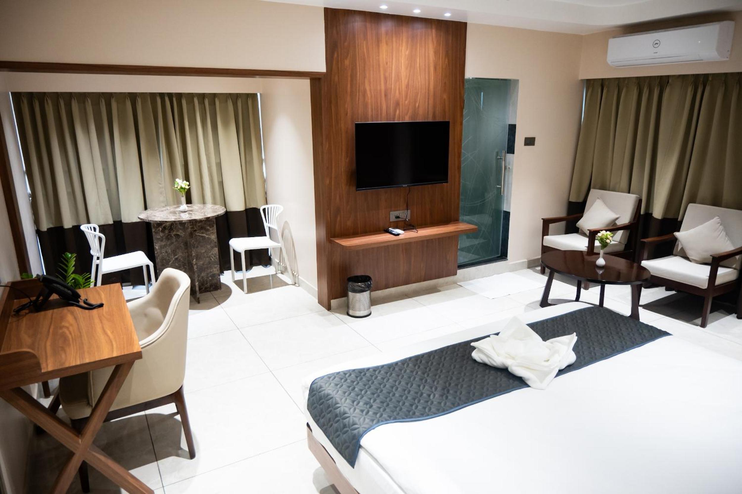 Double Or Twin Room photo 3