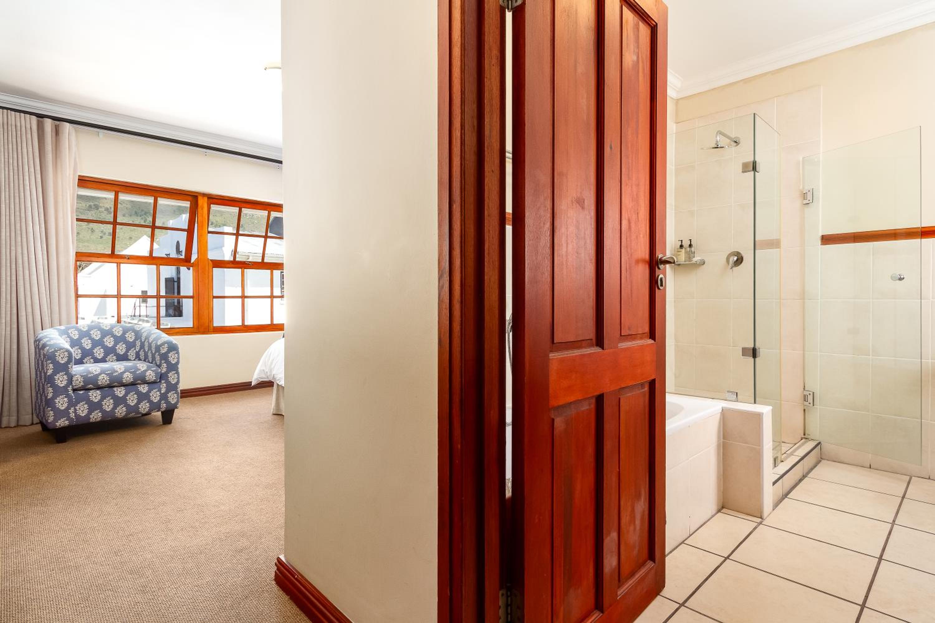 King Room - Photo 9