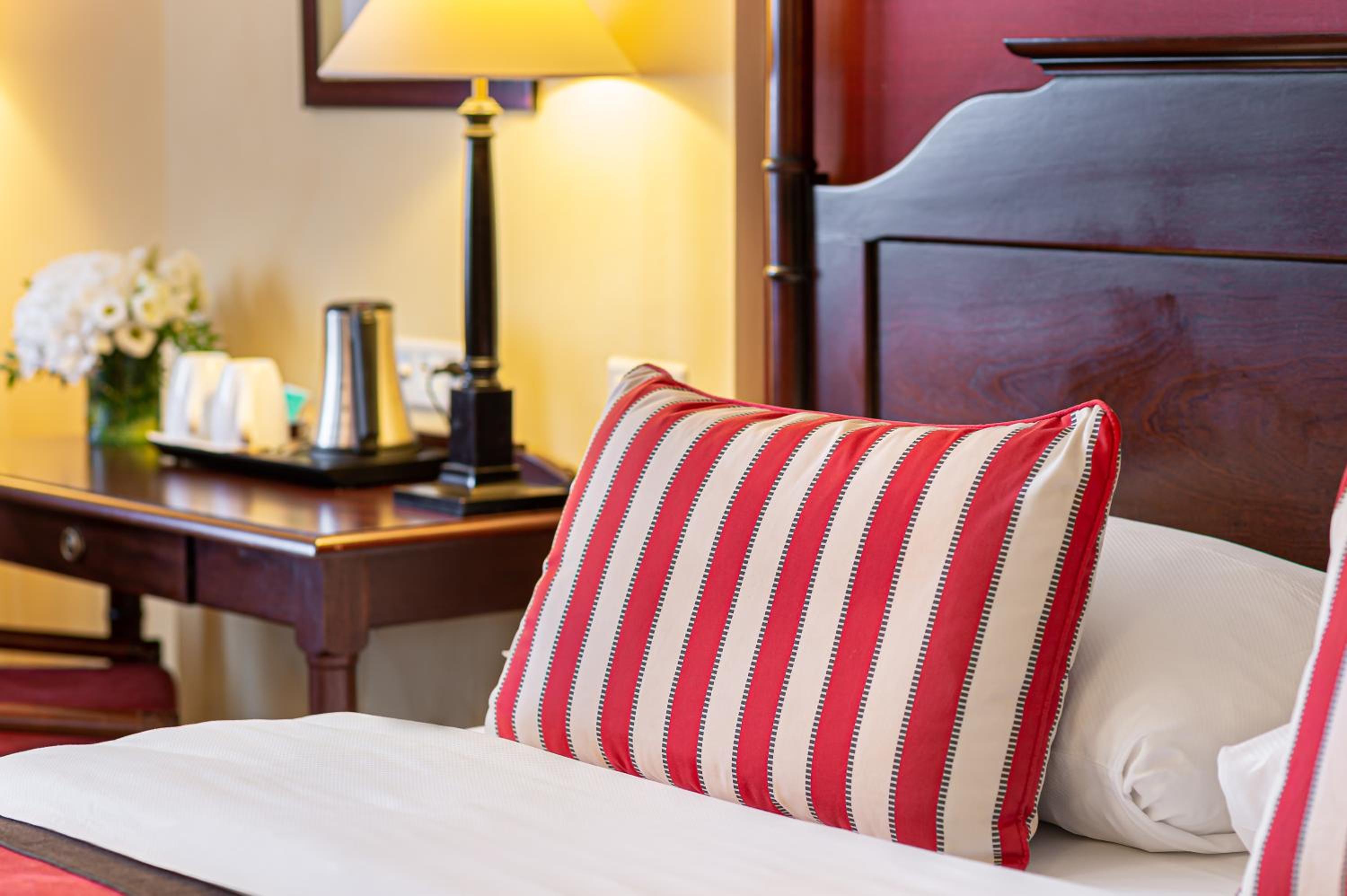 Available room