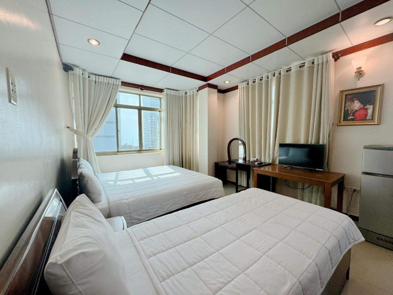 Deluxe Triple Room - Photo 7