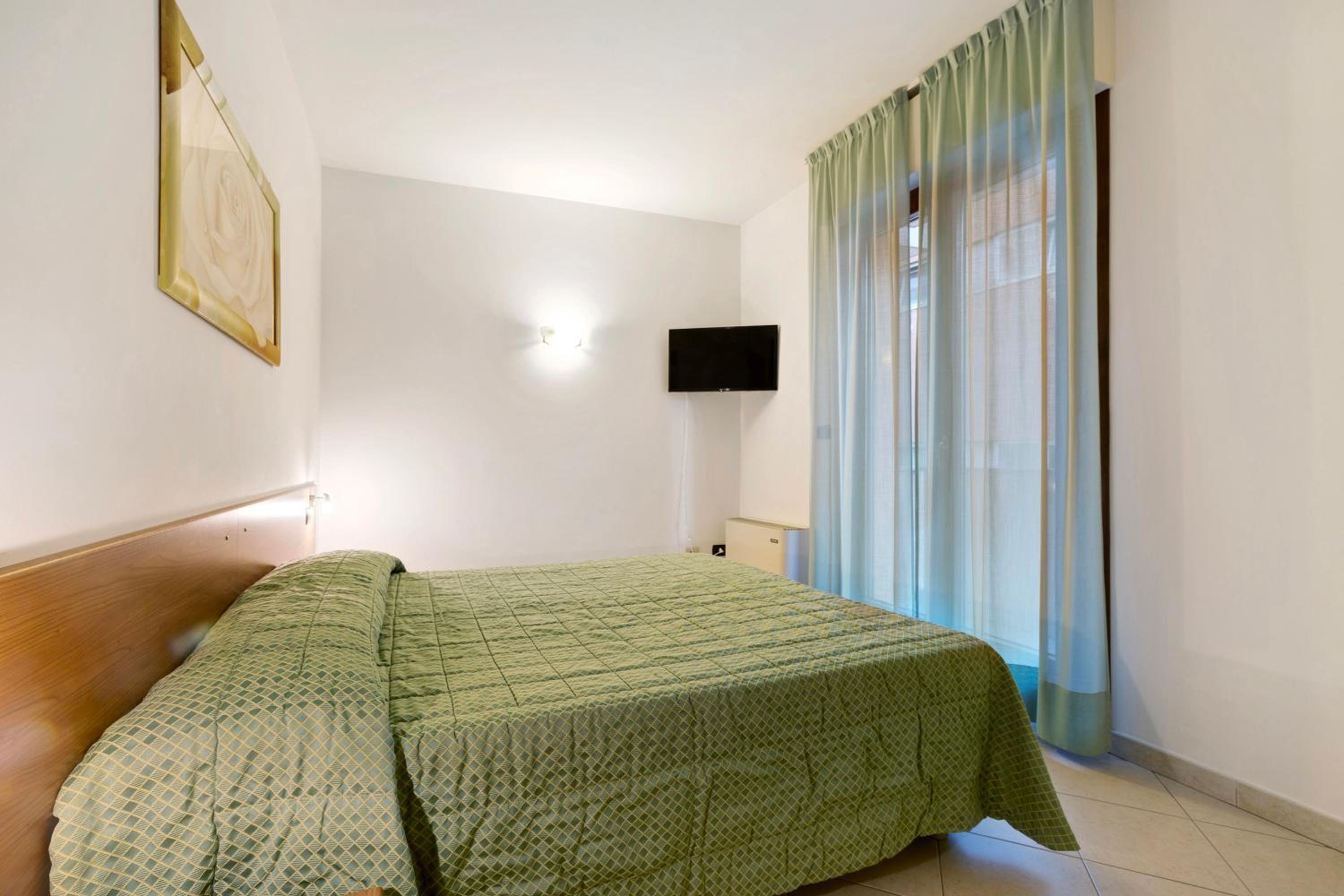 Superior One-Bedroom Apartment With Balcony