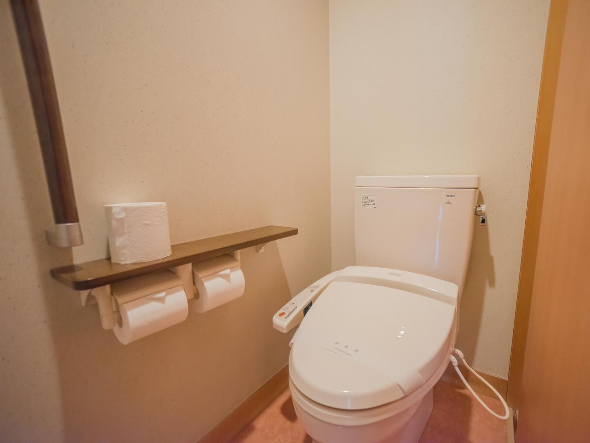 Twin Room with Tatami Area - Non-Smoking photo 2