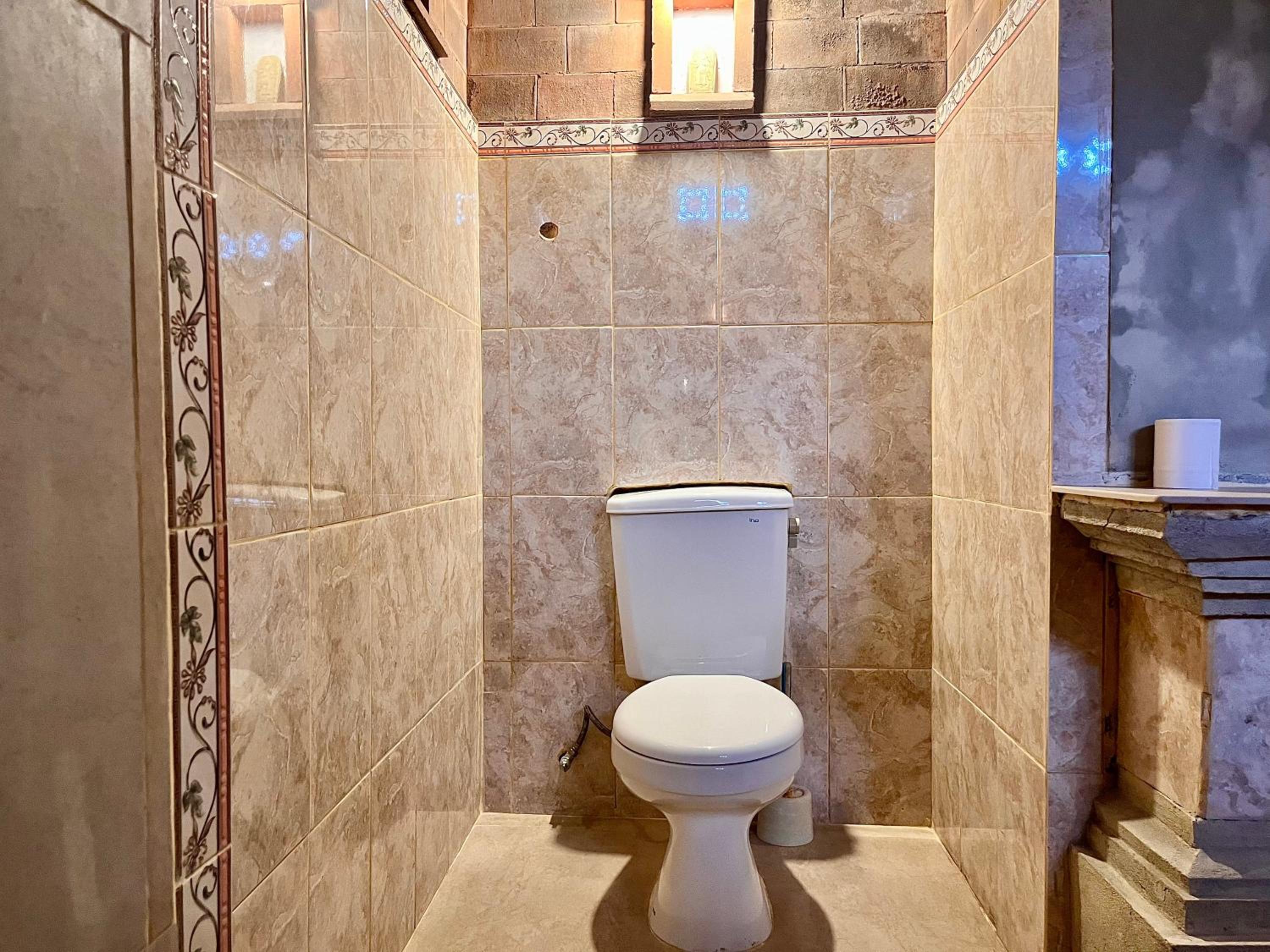 Deluxe King Room - Photo 23