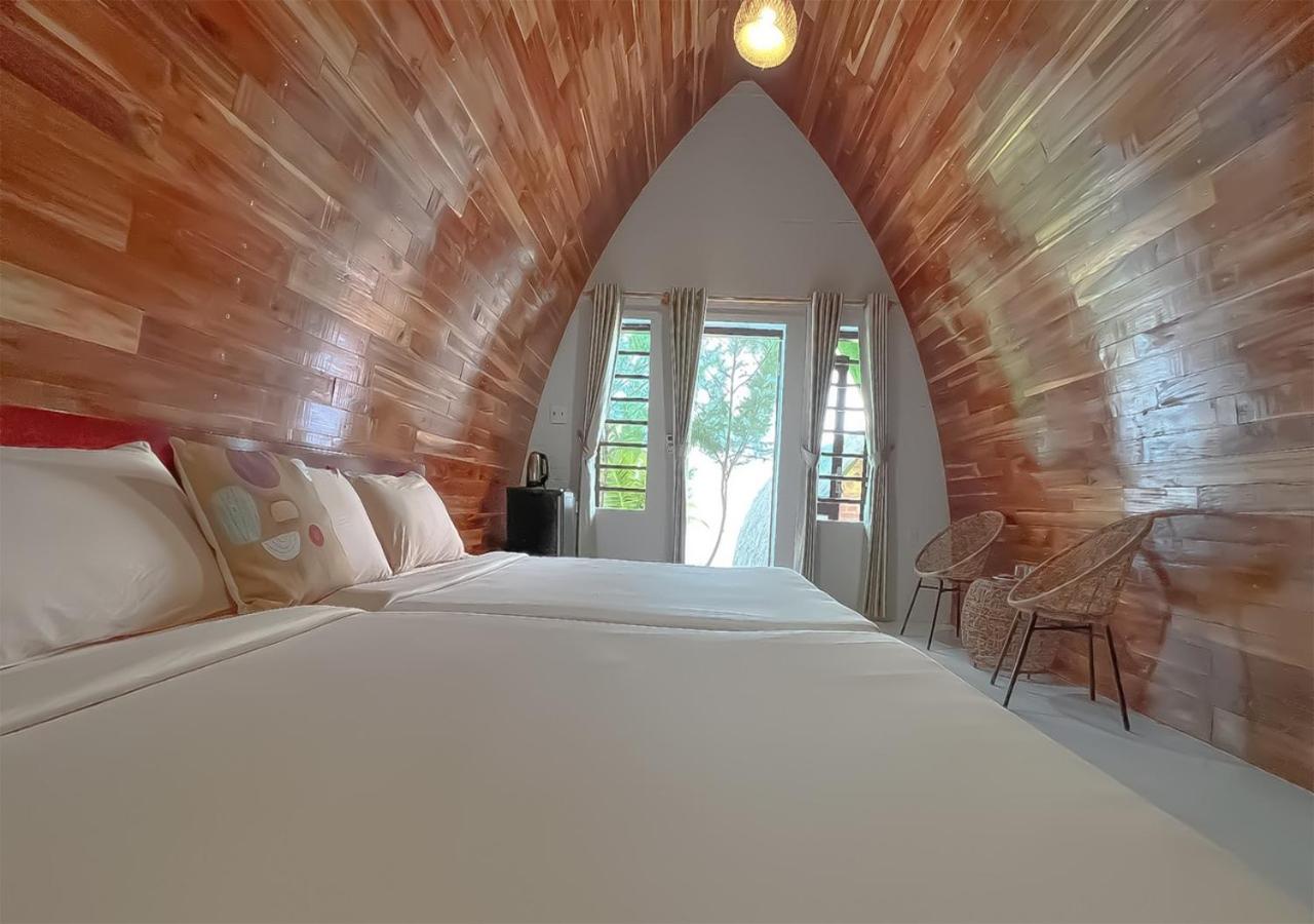Family Bungalow - Photo 2