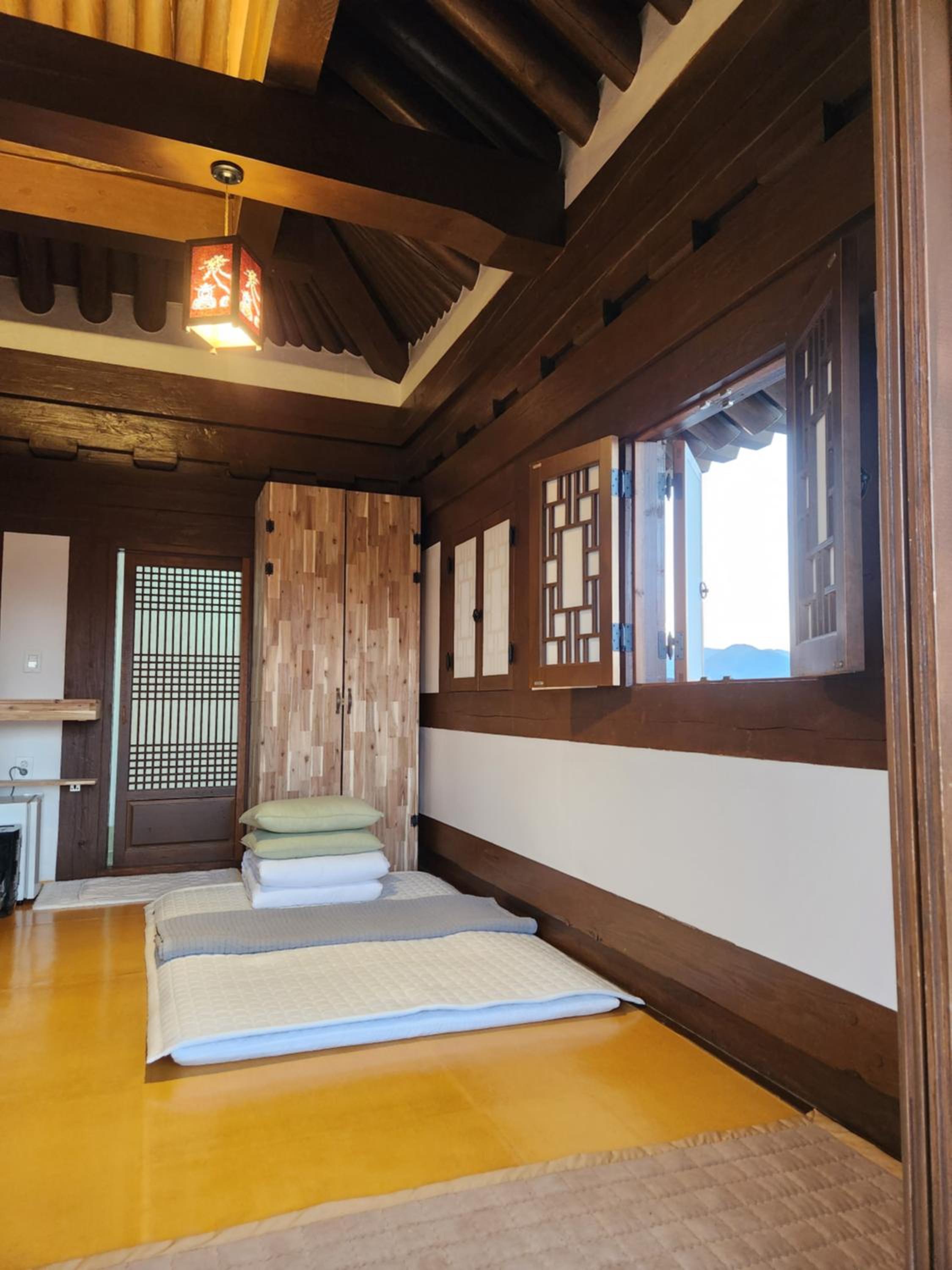 山景双人房