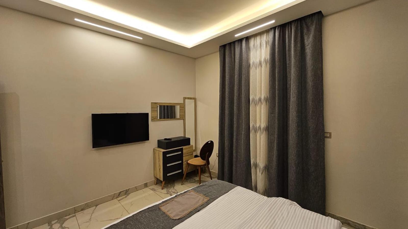 Deluxe Apartment