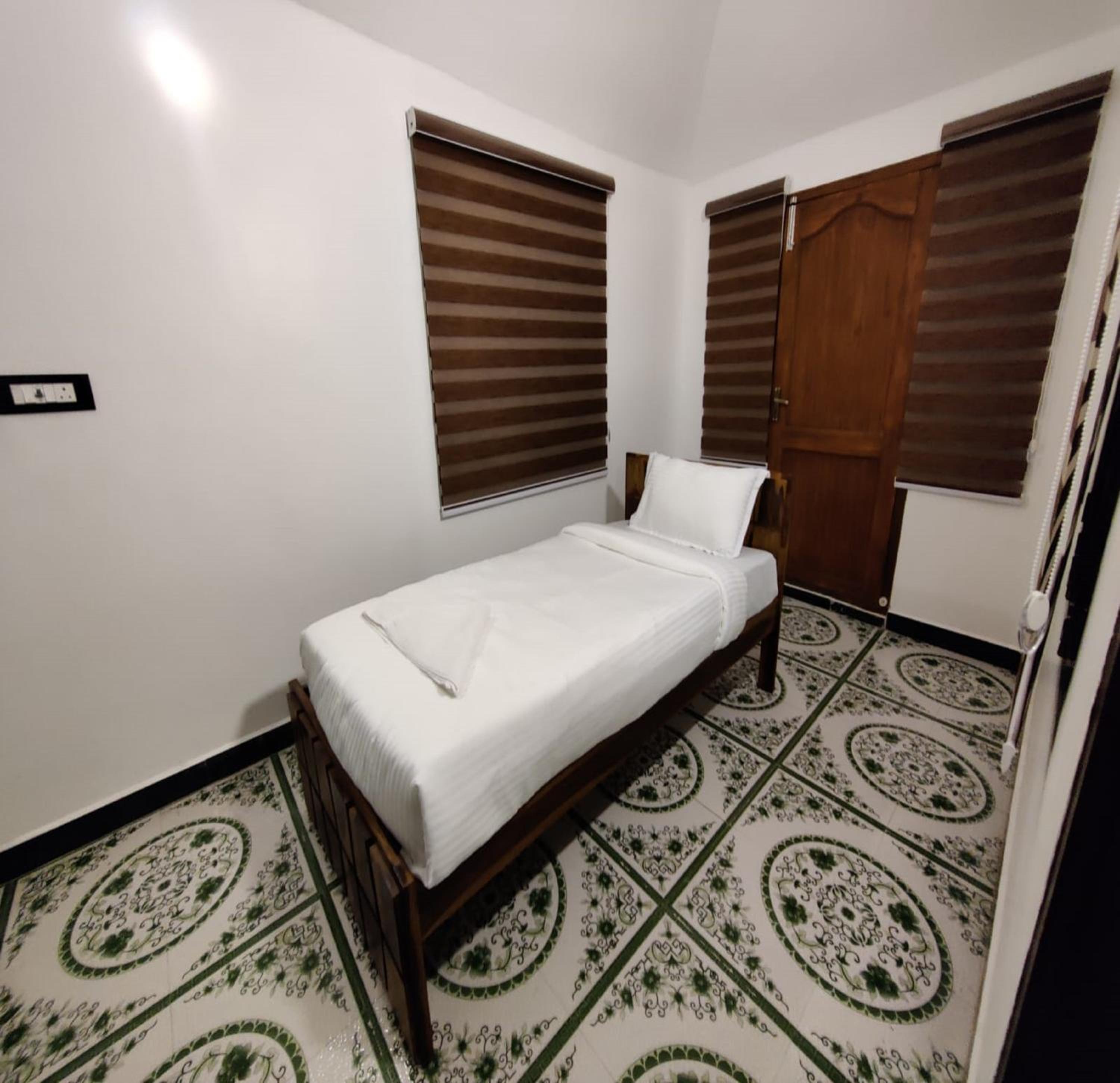 Single Room with Balcony