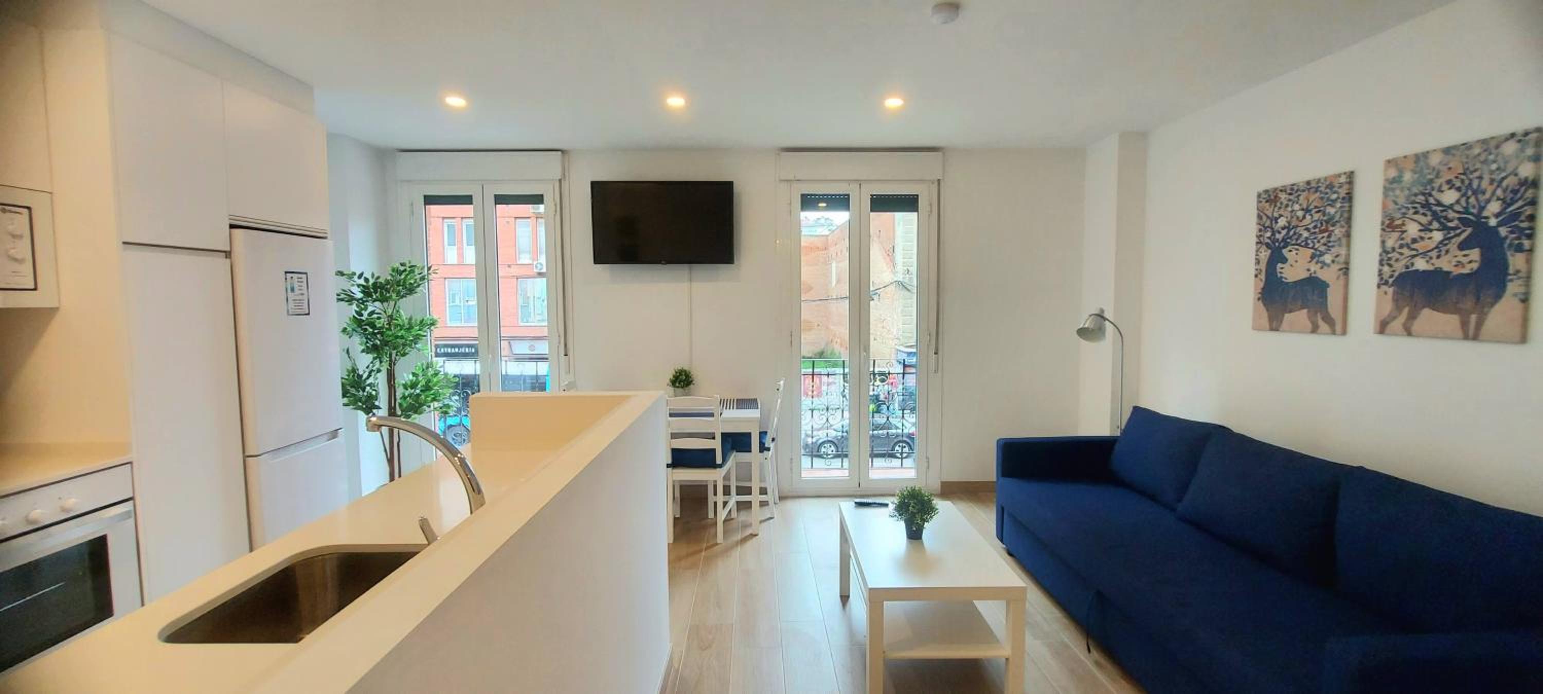 Apartamento con Balcón