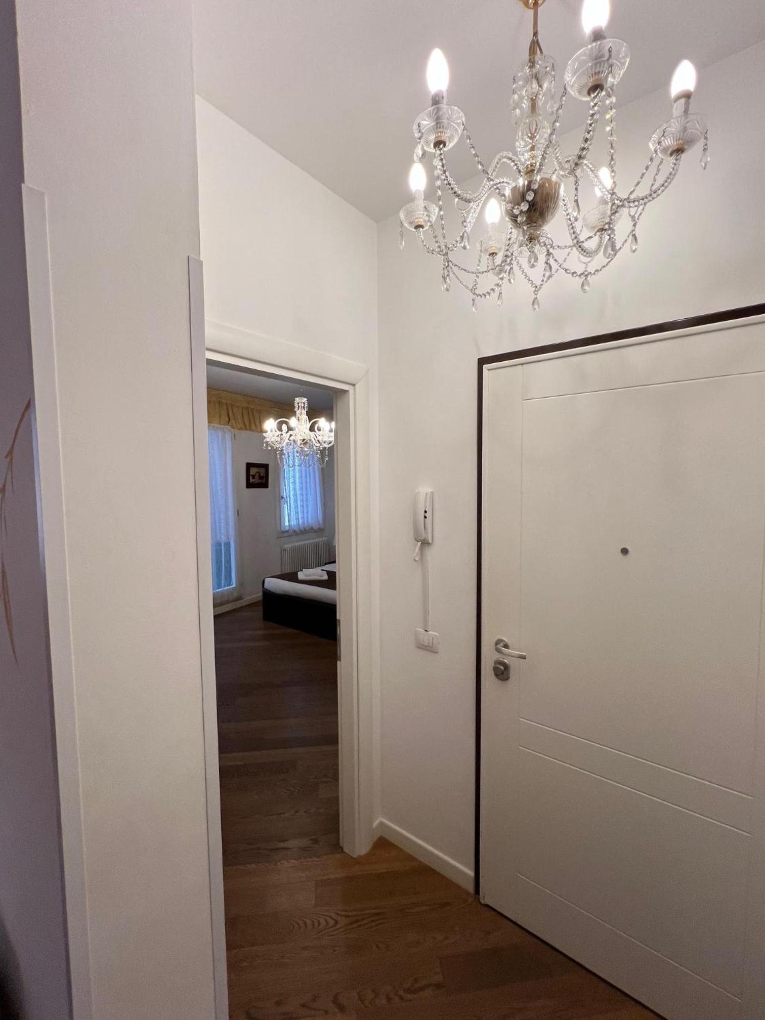 Apartment photo 3