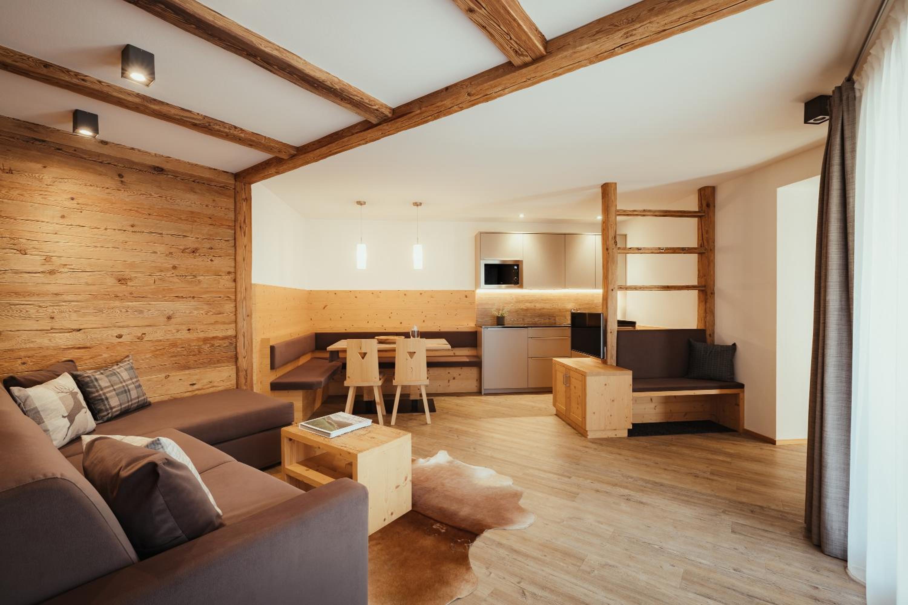 Two-Bedroom Deluxe Apartment with Garden View