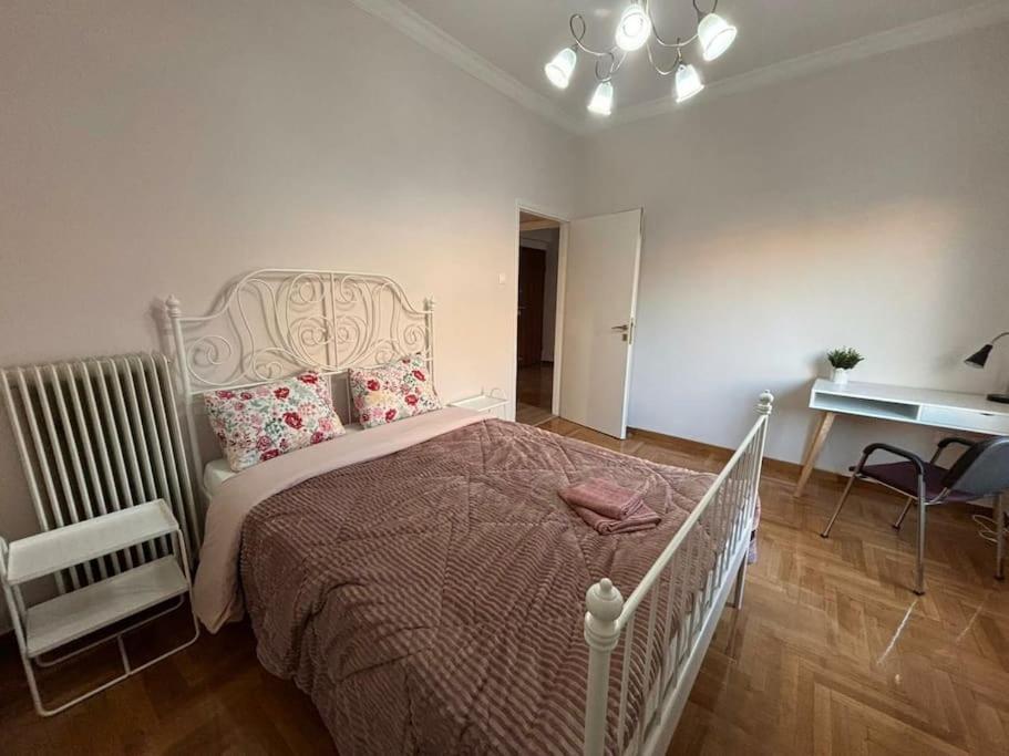 Double Room With Shared Bathroom