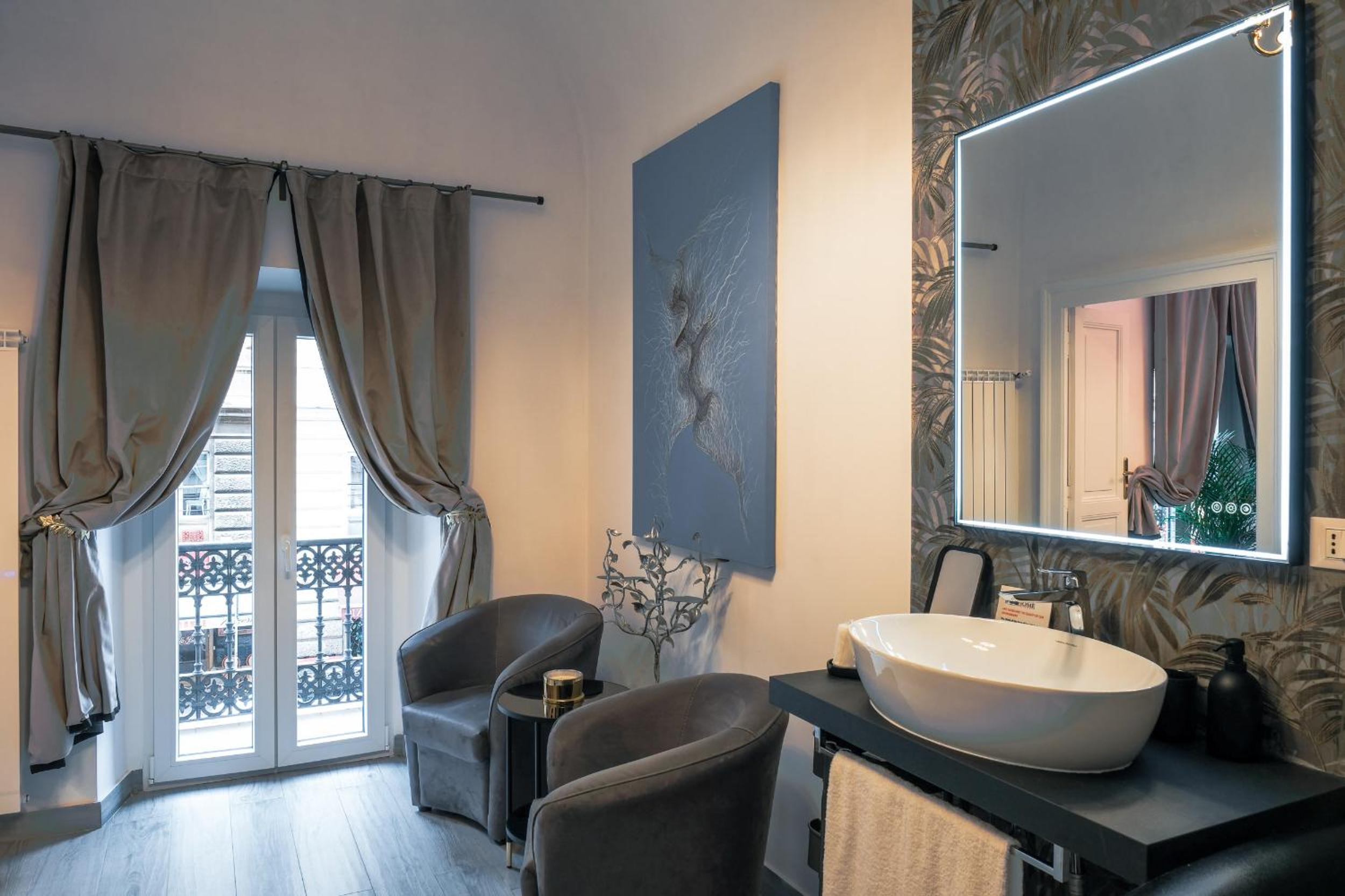 Queen Room with Spa Bath photo 3